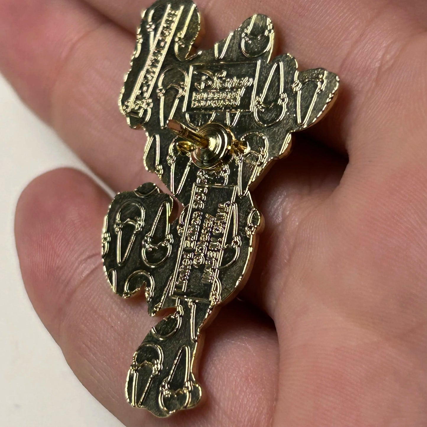 DSSH - Louie with Ice Cream Cone - LE 300 - Disney Pin
