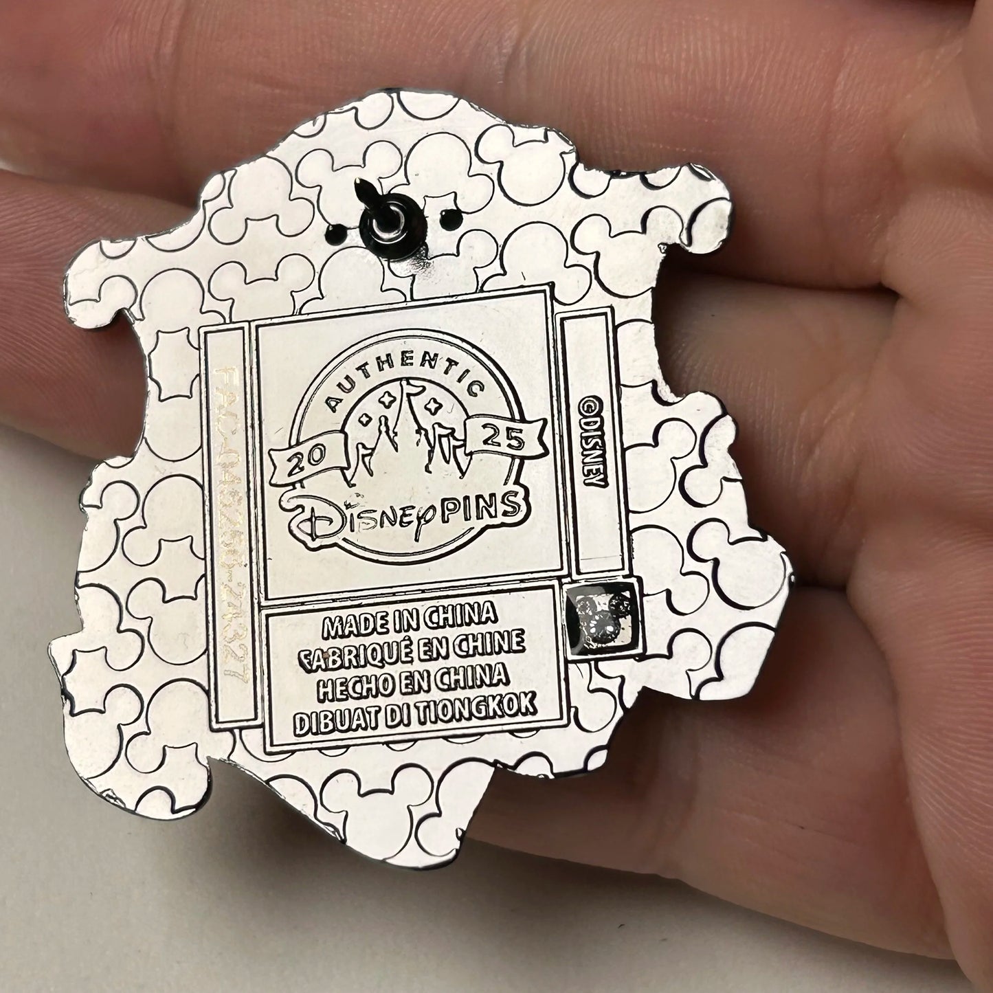 2025 - Friends, Swine, and Good Times - Pirates of the Caribbean - Disney Pin