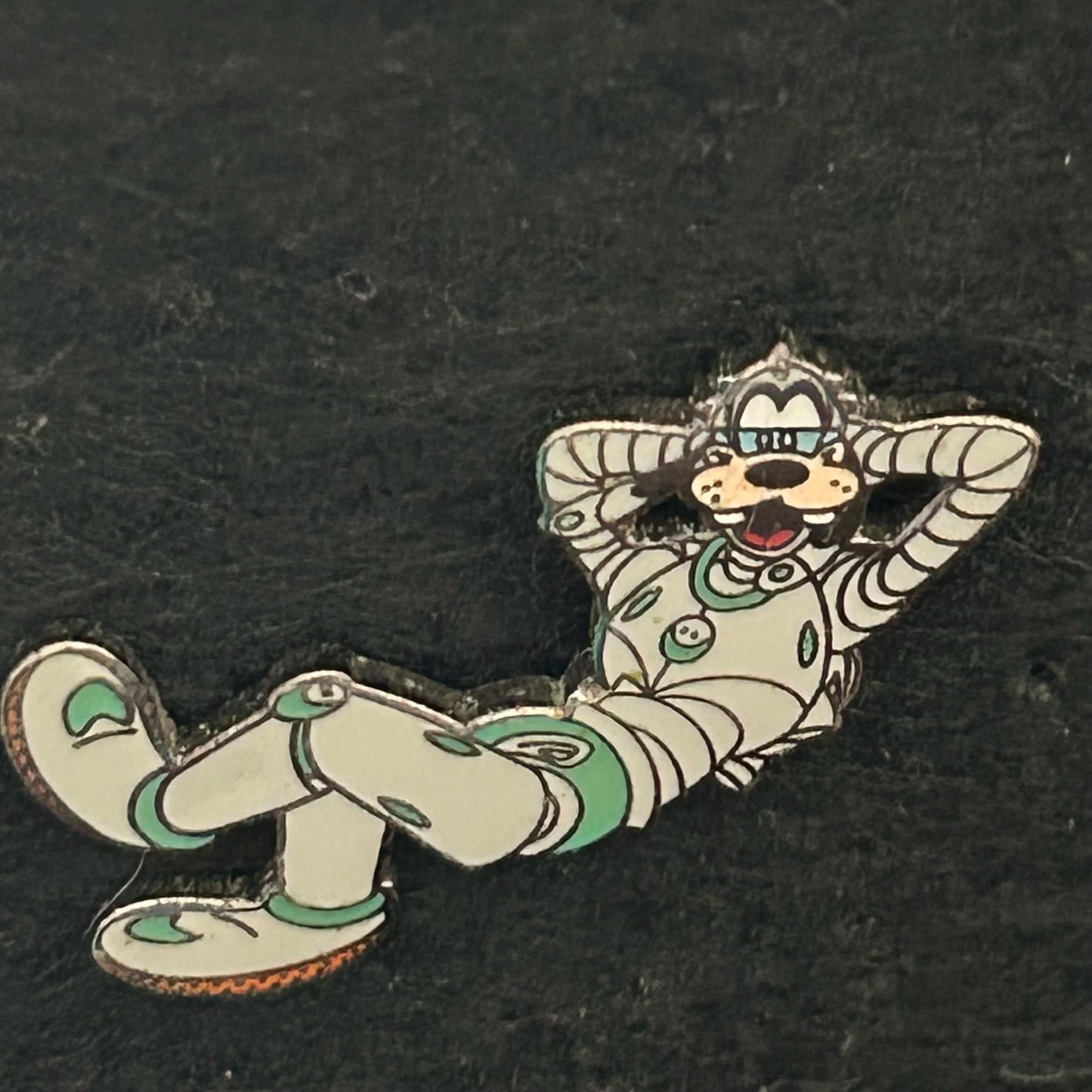 1999 - Goofy - Astronaut - Tomorrowland Reopening - Disney Pin