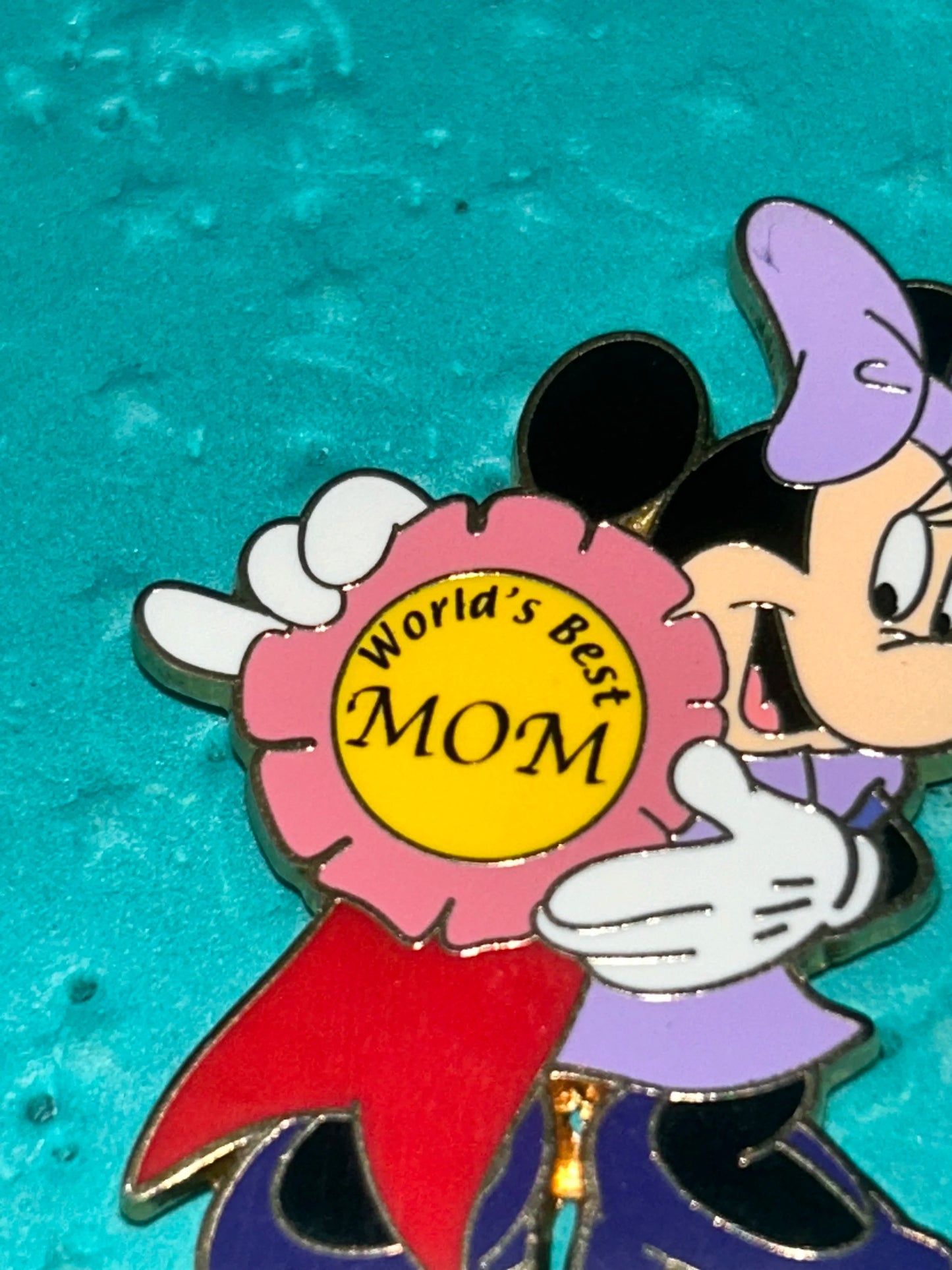 2009 - Minnie Mouse - Worlds Best Mom Pin