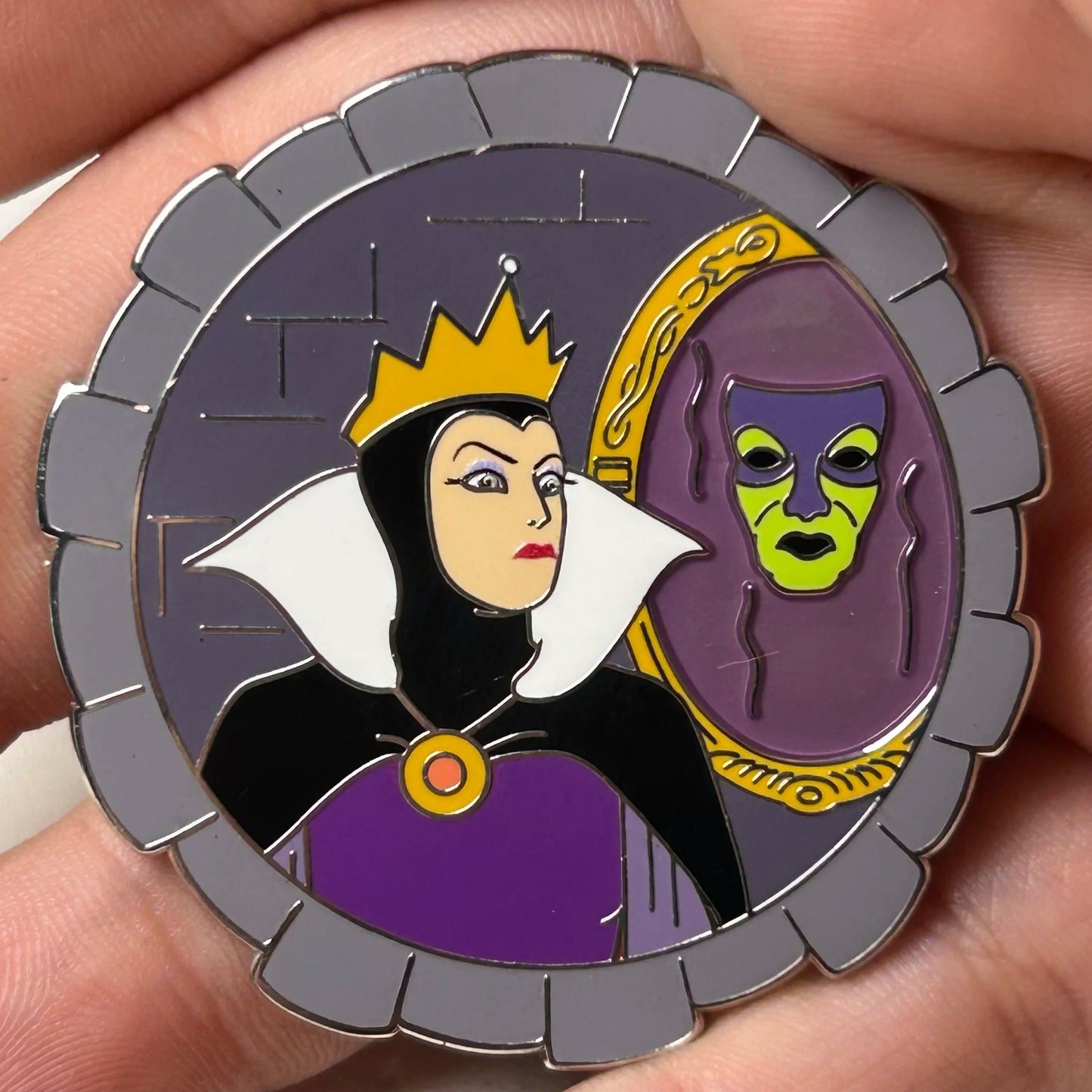 2025 - Evil Queen and Magic Mirror - Snow White - Villain Series - Disney Pin