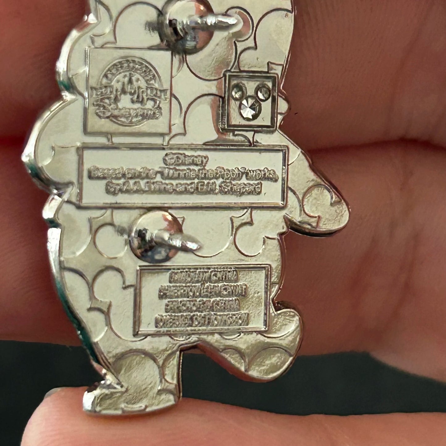 2025 - Winnie The Pooh - Build A Pin - Disney Pin