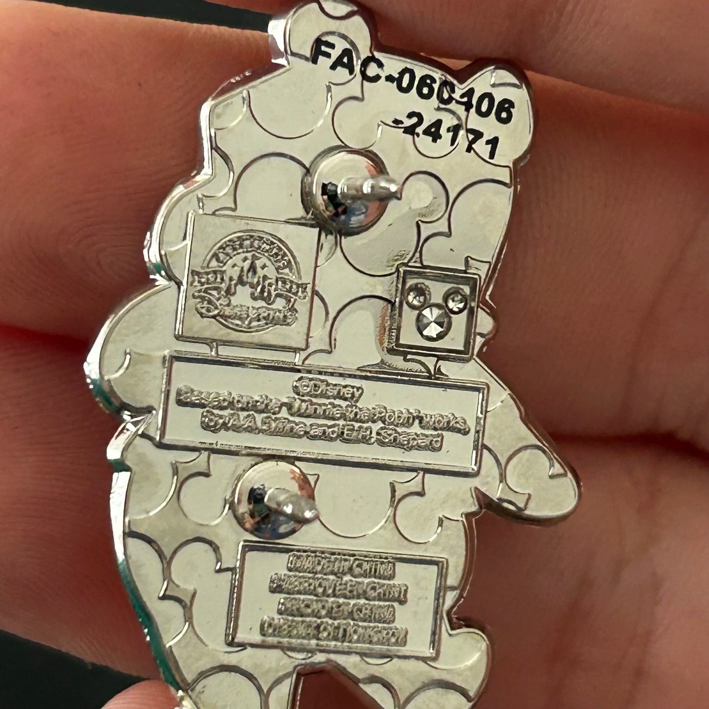 2025 - Winnie The Pooh - Build A Pin - Disney Pin
