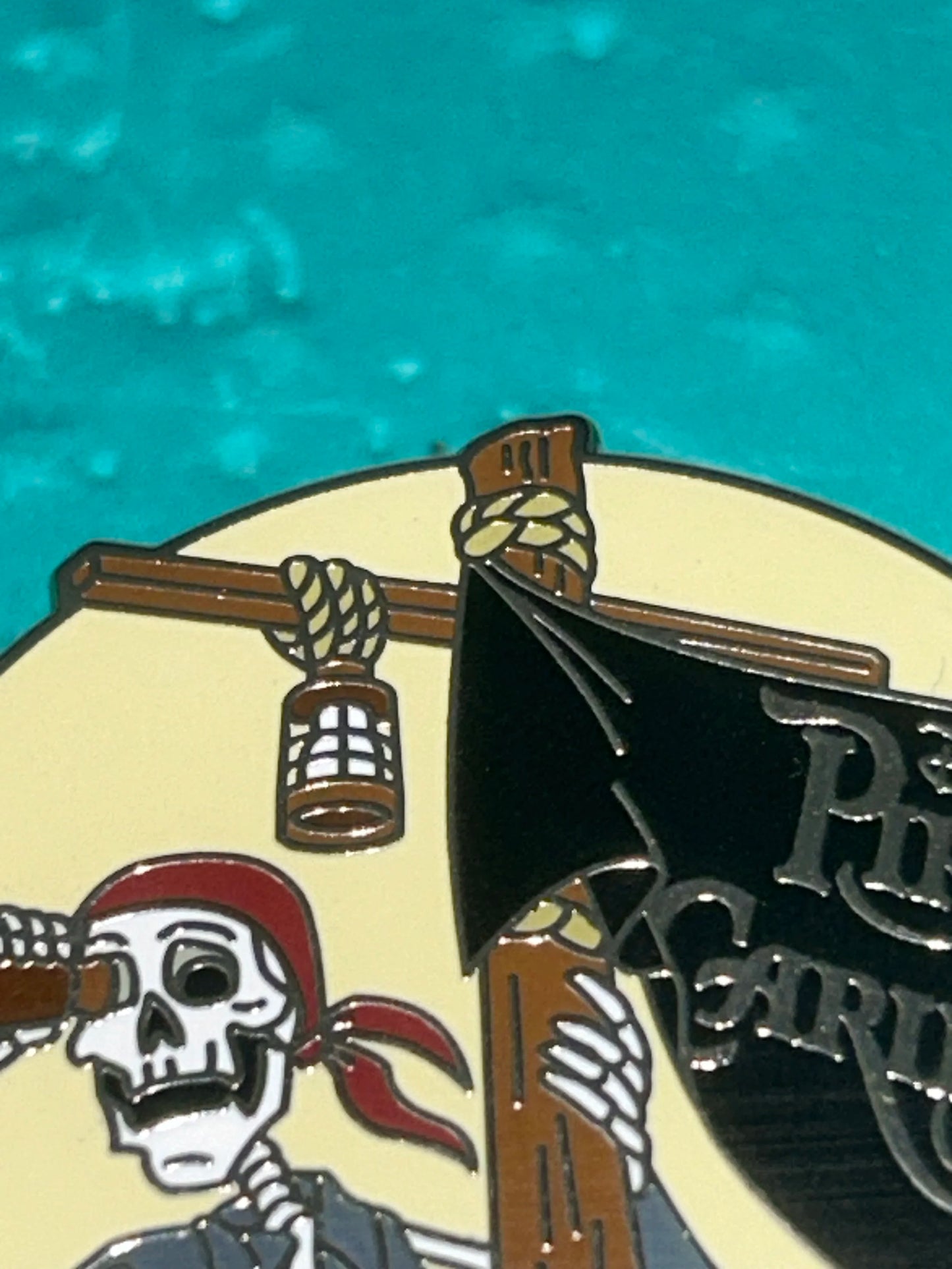 2022 - Pirates of Caribbean- Skeleton Viewing Port Pin