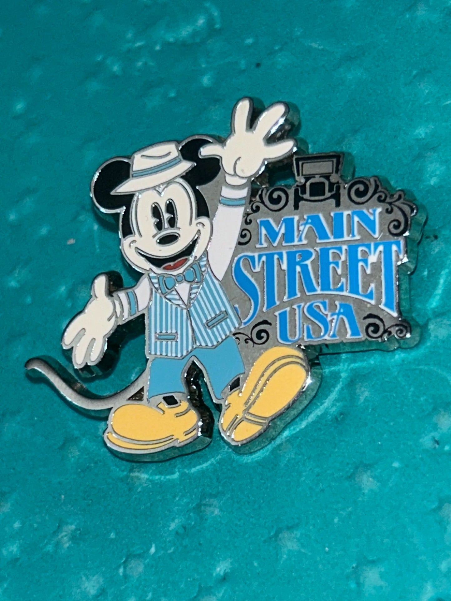 2022 - WDW - Dapper Mickey - MGK - Main Street Pin
