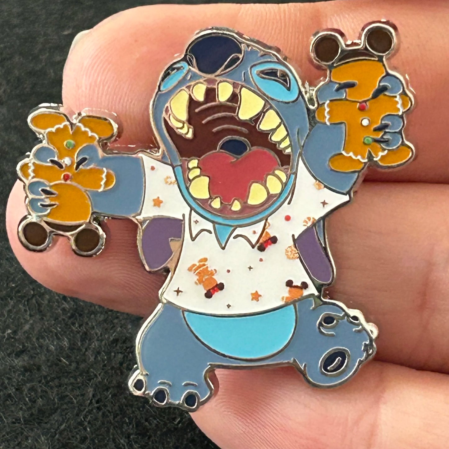 2024 - Stitch - Gingerbread - Snack Attack - Mystery Pin