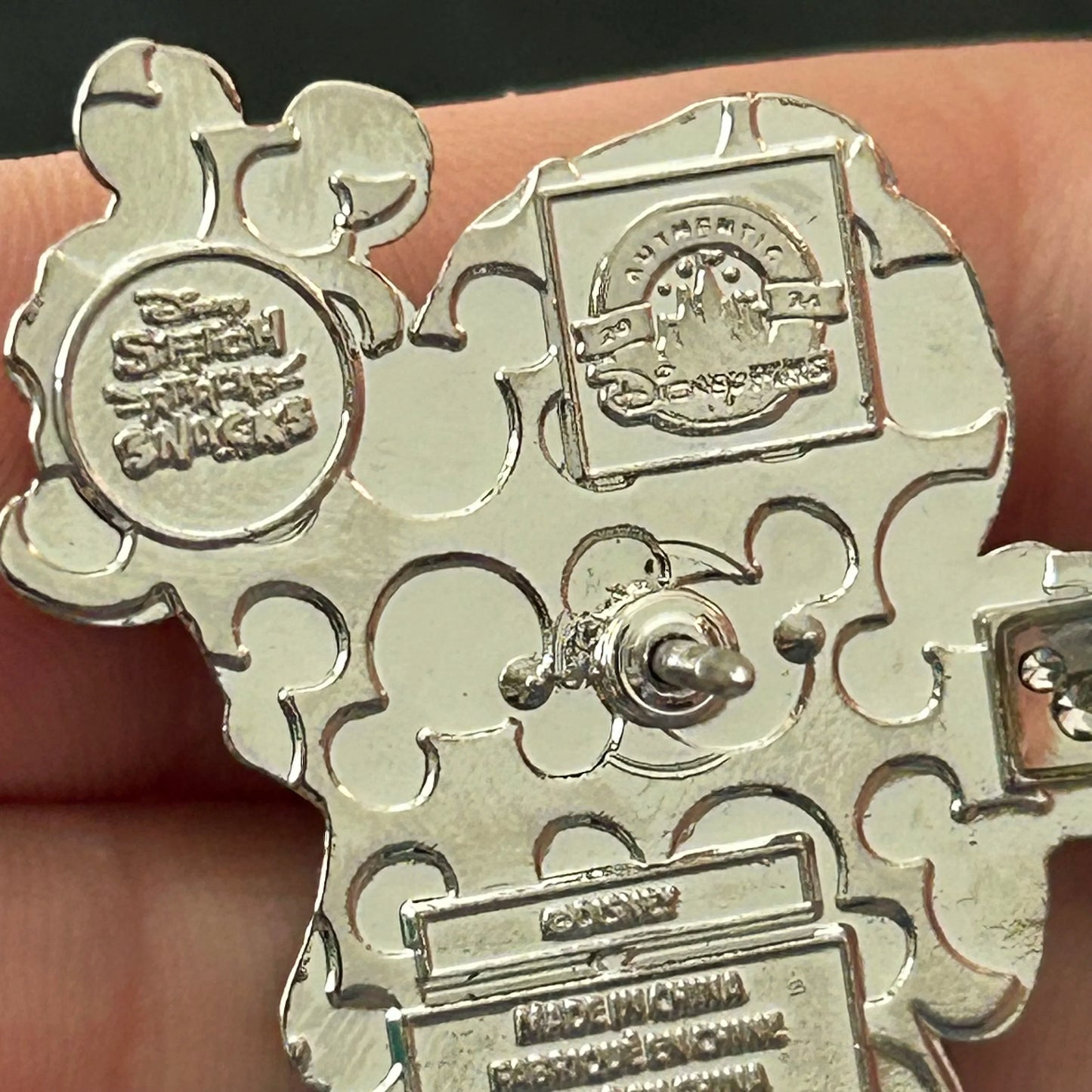 2024 - Stitch - Gingerbread - Snack Attack - Mystery Pin