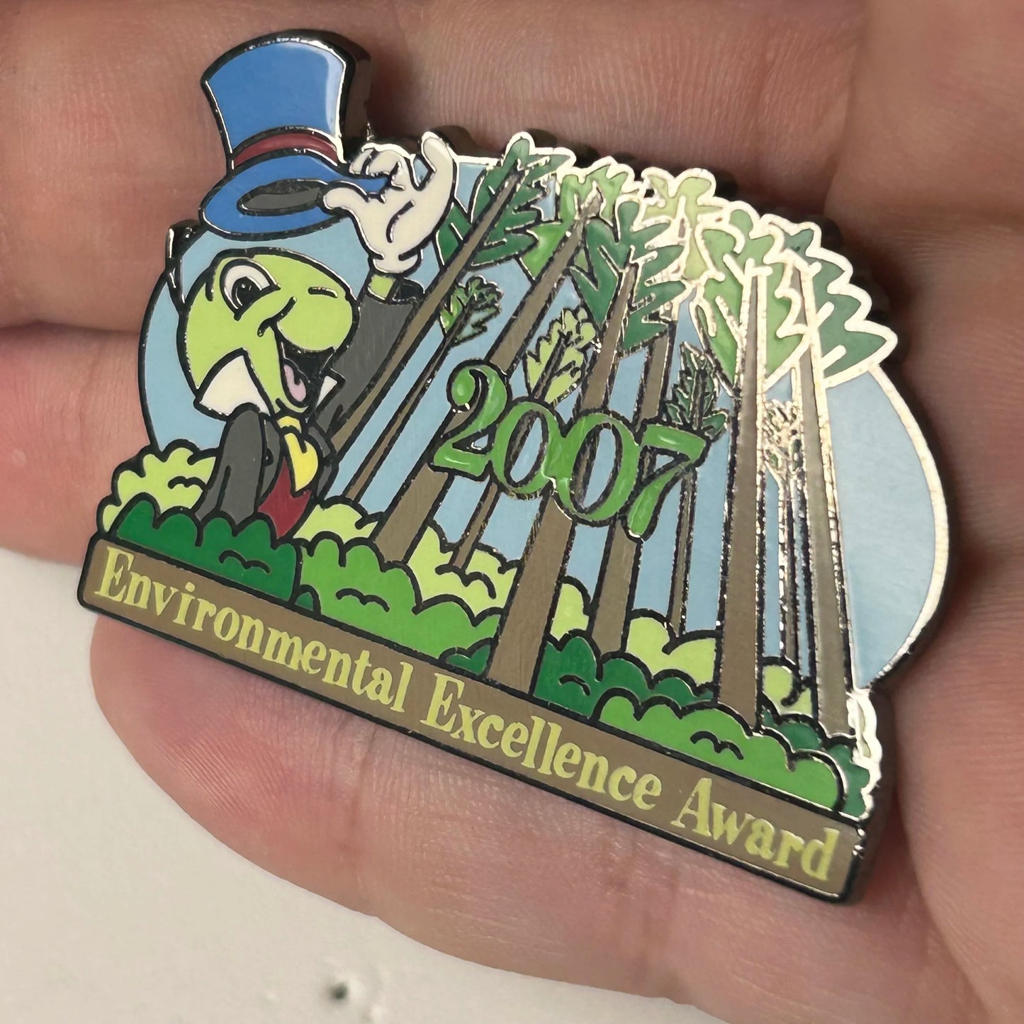 2007 - Jiminy Cricket - Environmental Excellence Award - LE 350 - Cast Exclusive - Disney Pin **This Pin Has Been Heavily Weathered