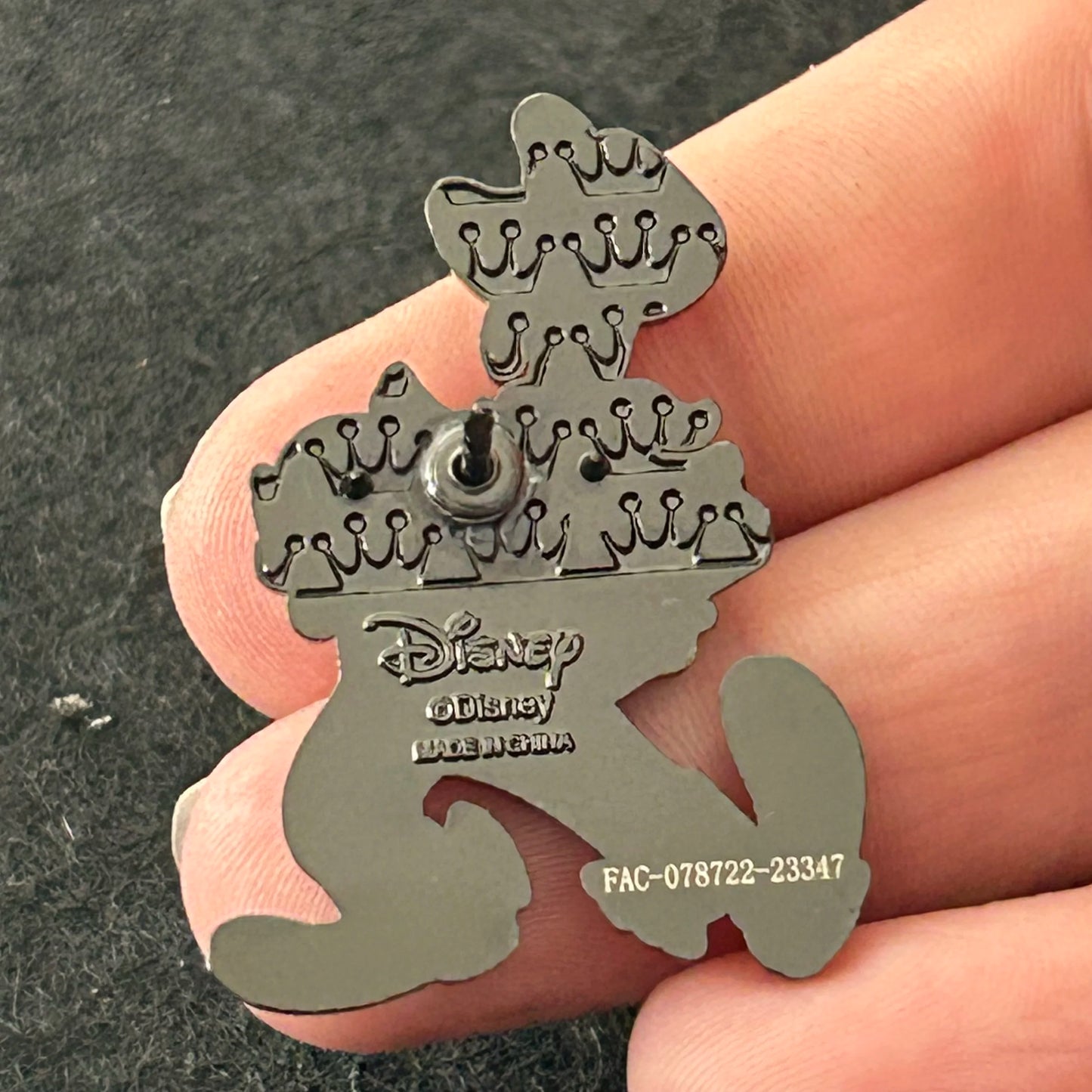 Loungefly - Goofy - Cowboy Pioneer - Disney Pin