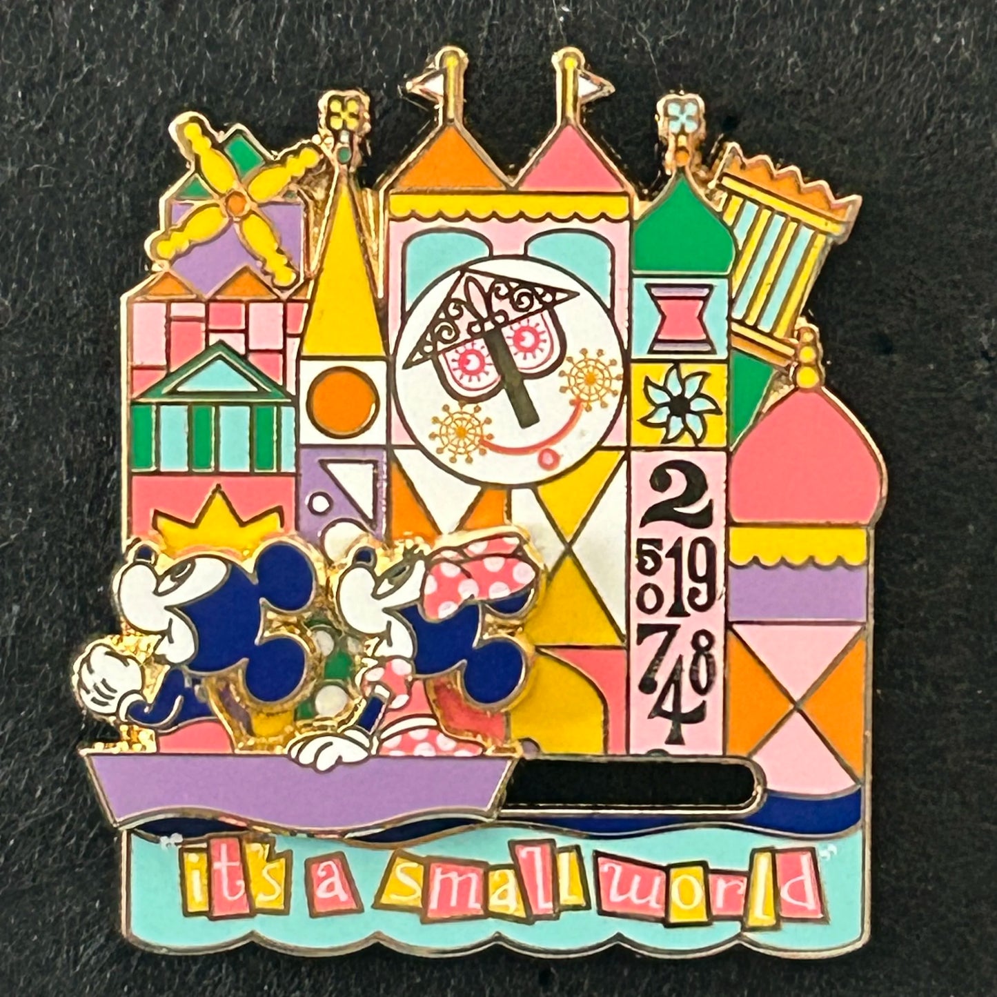 2023 - Mickey and Minnie - It’s A Small World - Slider Boat - Disney Pin