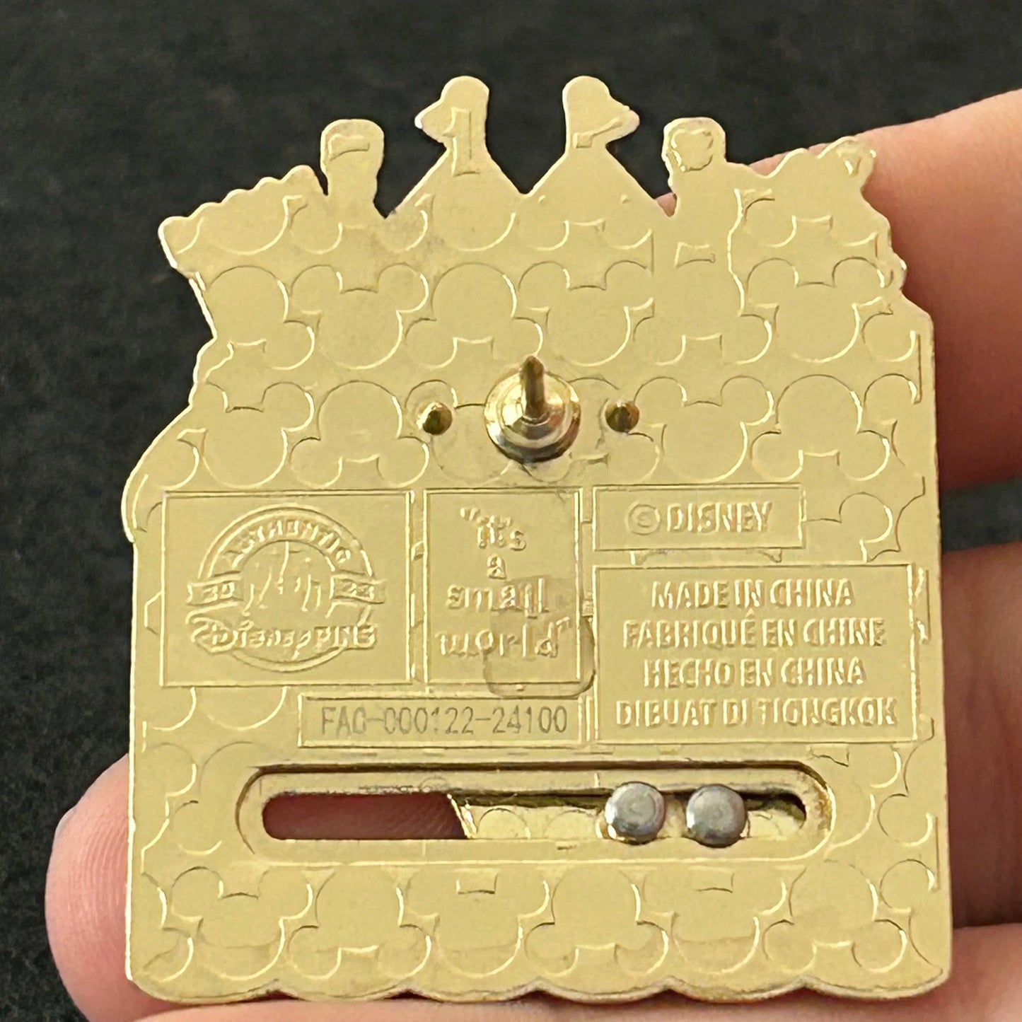 2023 - Mickey and Minnie - It’s A Small World - Slider Boat - Disney Pin