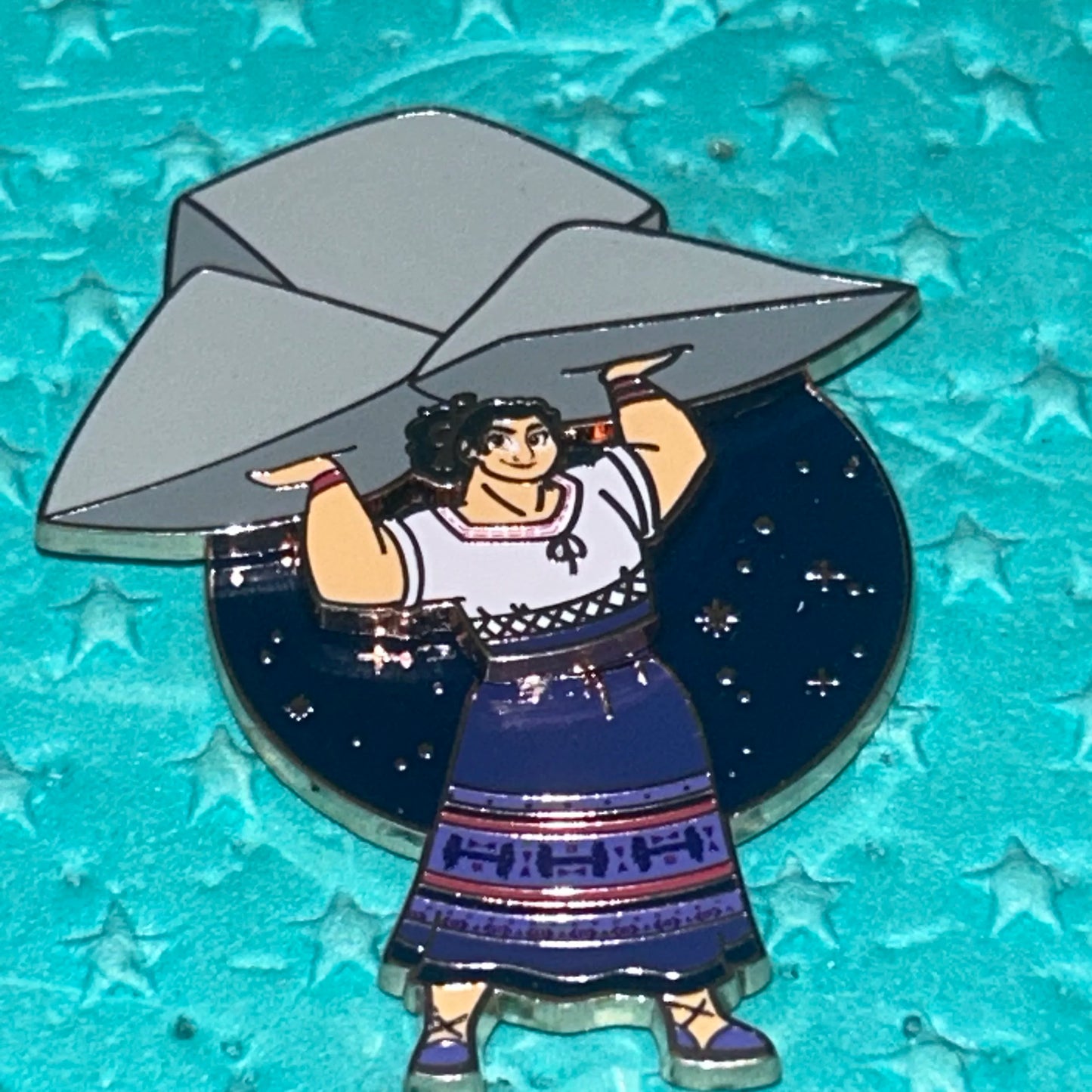 2022 - Encanto - Louisa Holding Rock Pin