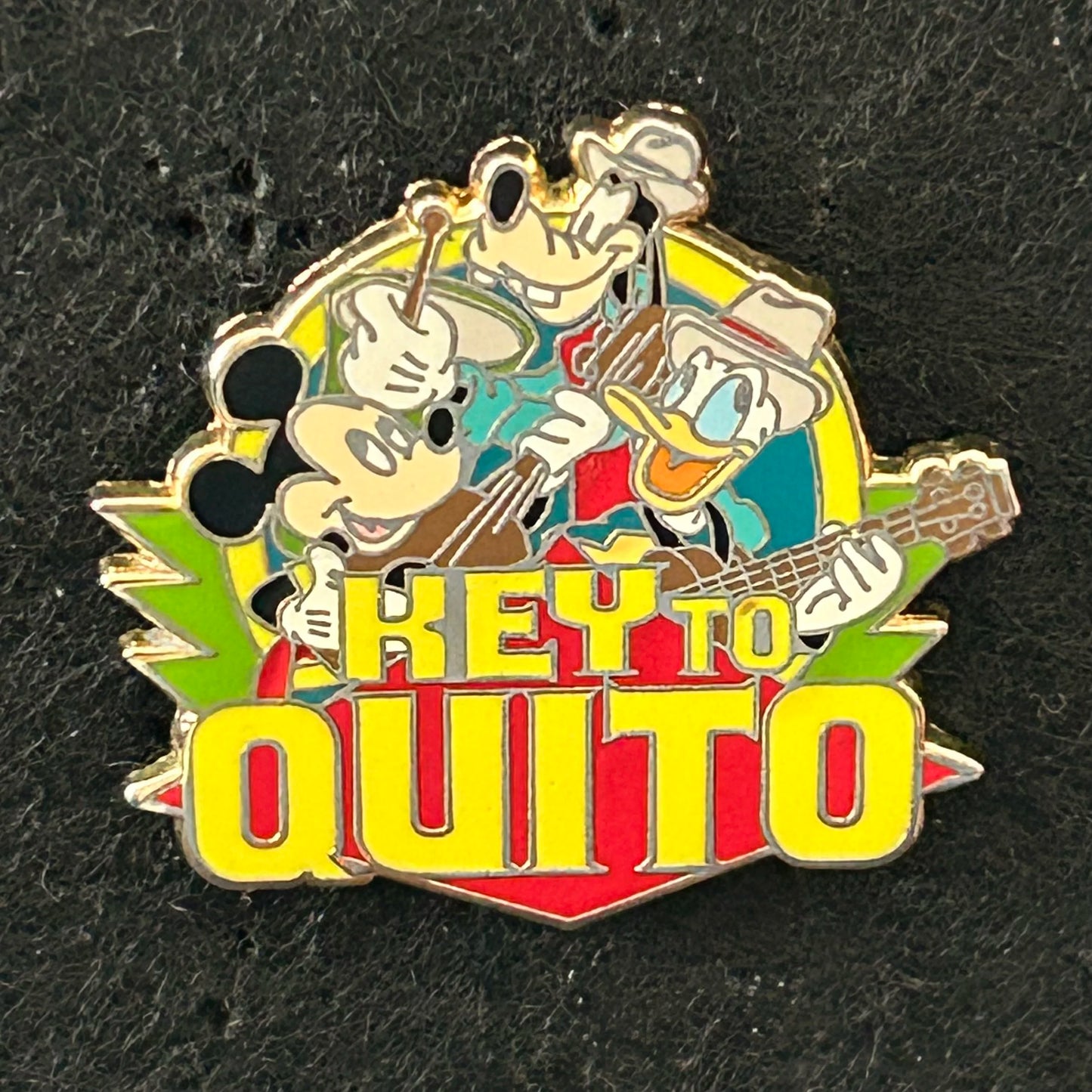 ABD - Mickey, Goofy, and Donald - Key to Quito - Disney Pin