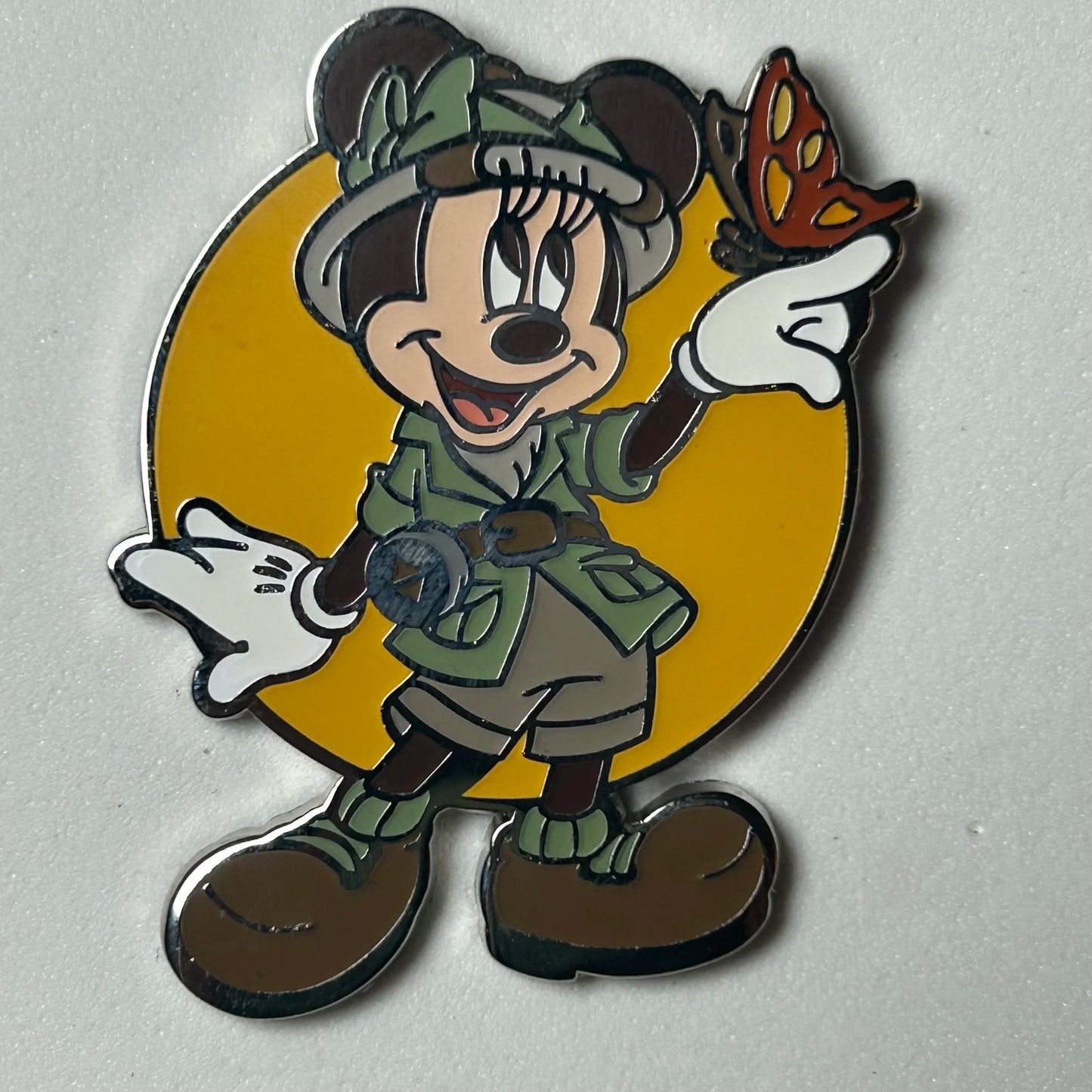 2020 - Minnie Mouse - With Butterfly - Explorer Series - Disney Pin