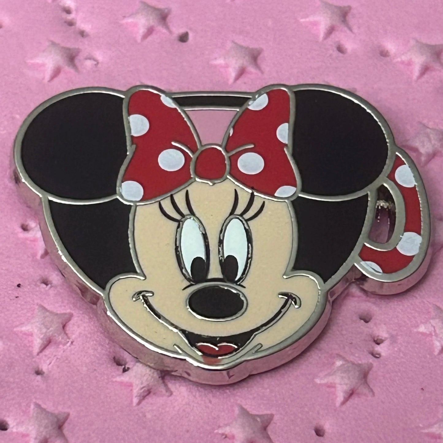 2024 - Minnie Mouse - Mug Pin