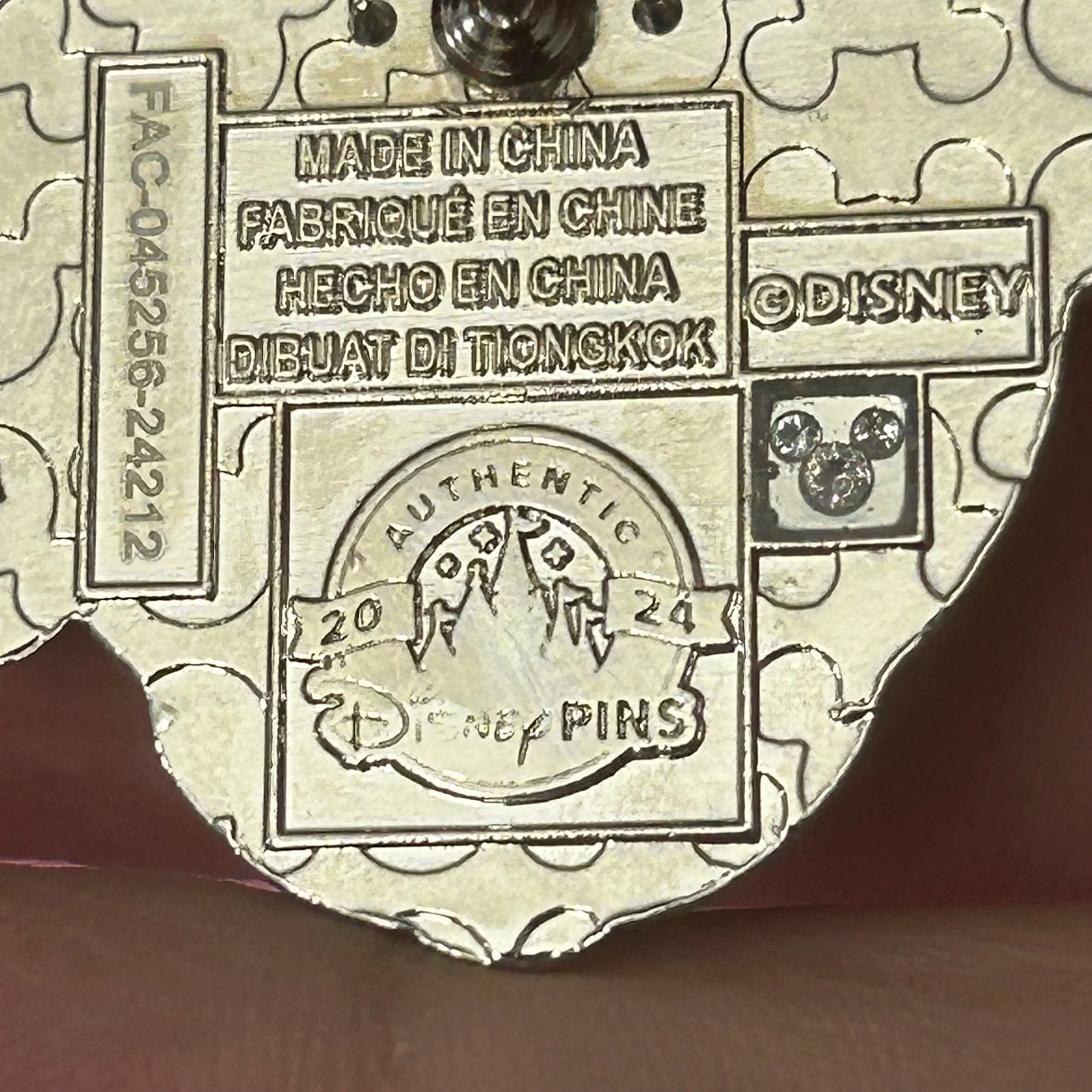 2024 - Minnie Mouse - Mug Pin