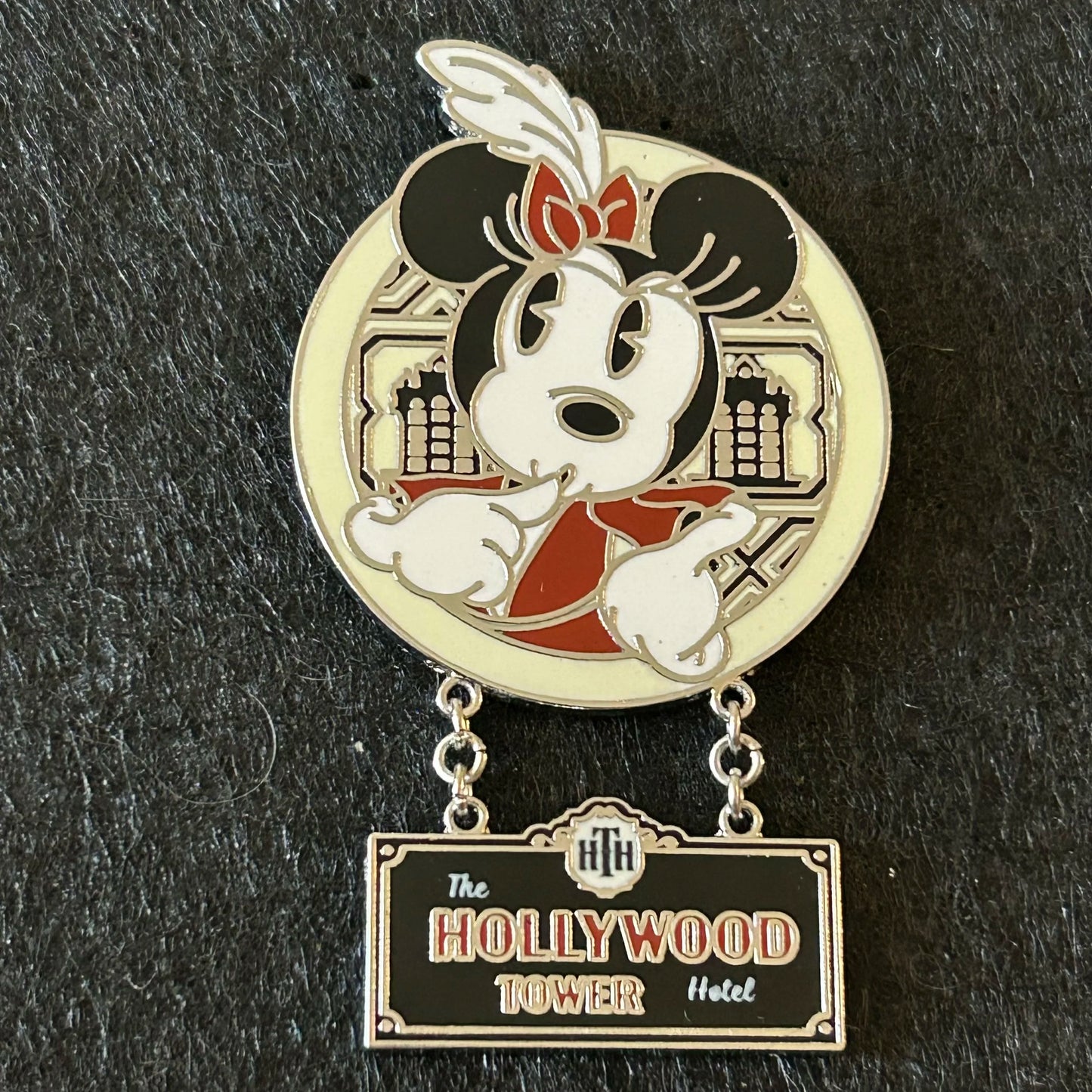 2024 - Minnie Mouse - Hollywood Tower Of Terror - Bell Hop - Disney Pin