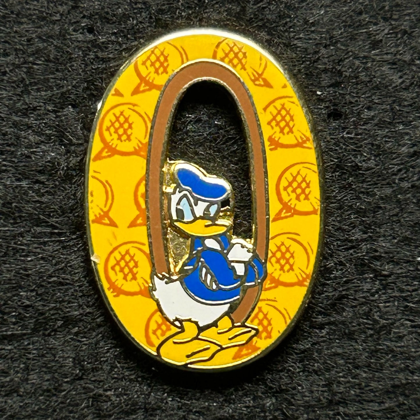2000 - TINY - Donald in 0 - 2000 Pin Set - Disney Pin