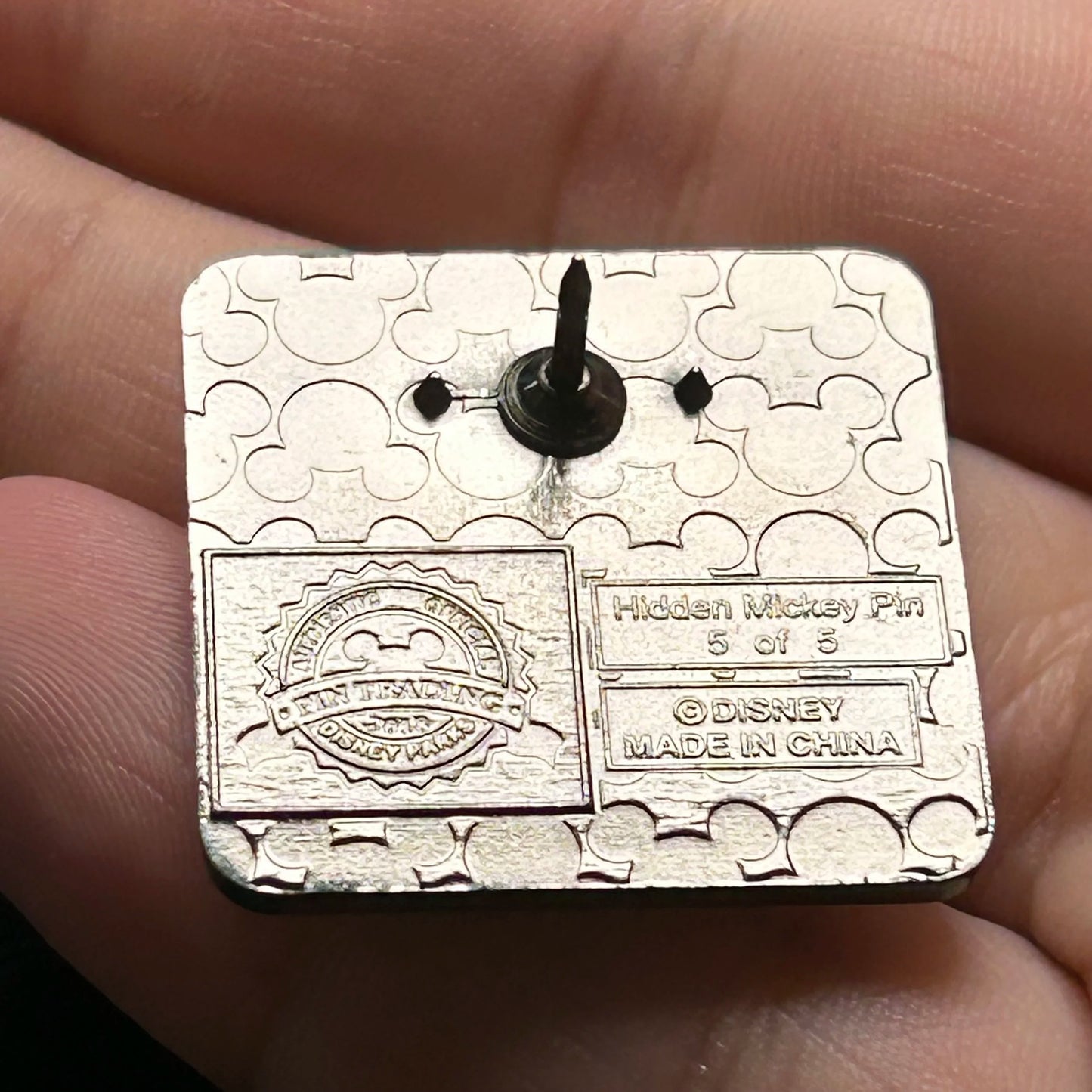 2018 - Queen of Hearts Silhouette - Alice in Wonderland - Hidden Mickey - Disney Pin