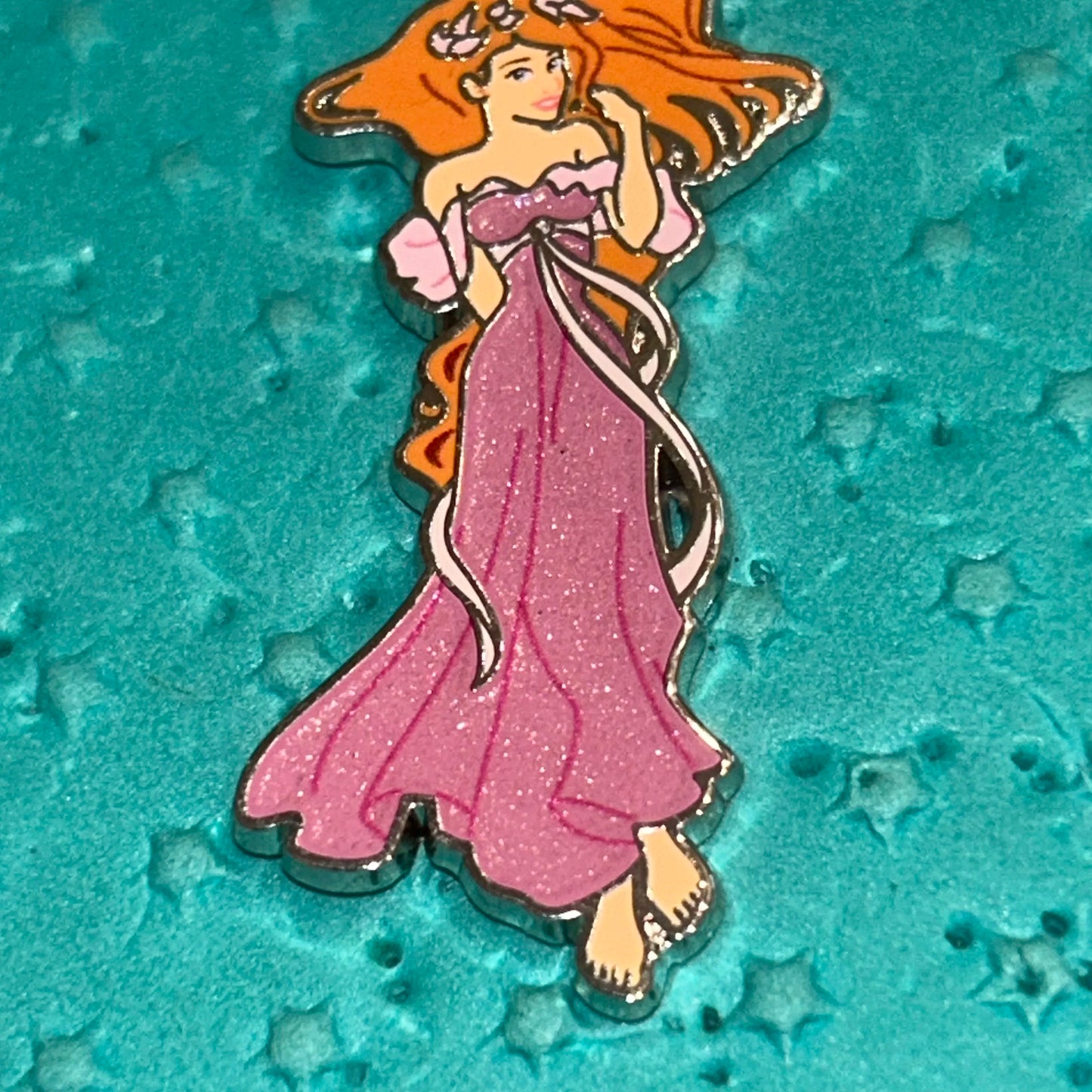 2023 - Giselle - Enchanted - Glitter Dress - Disney Pin