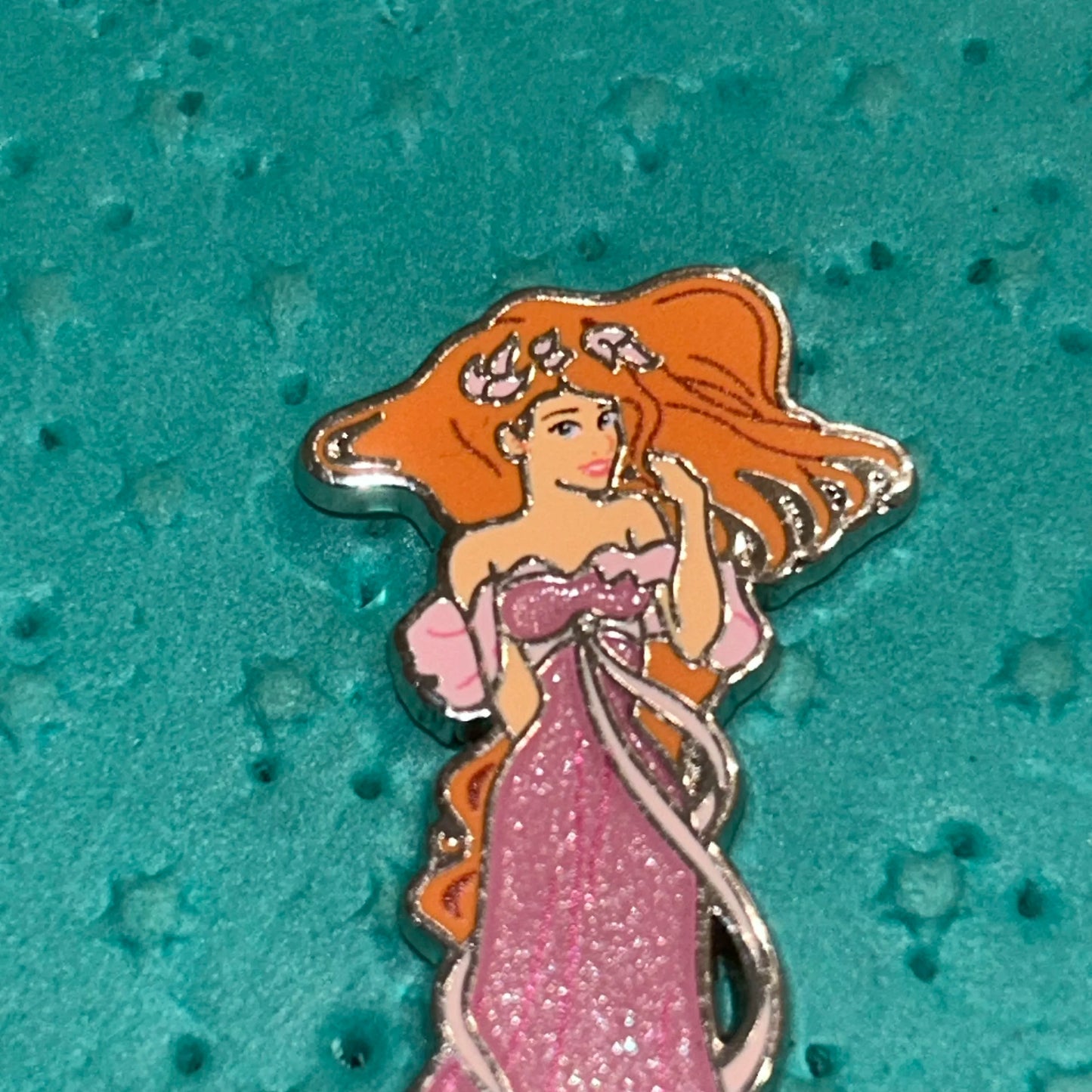 2023 - Giselle - Enchanted - Glitter Dress - Disney Pin