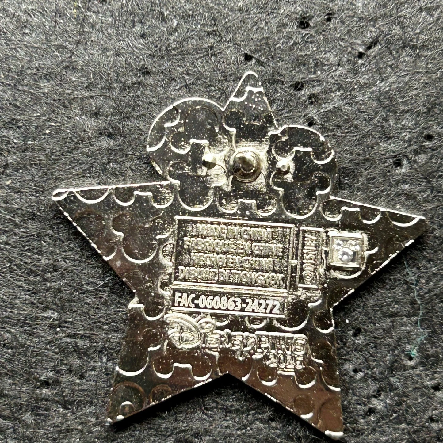 2025 - Mickey Mouse - Pin Trader - Green Star - Starter Series - Disney Pin