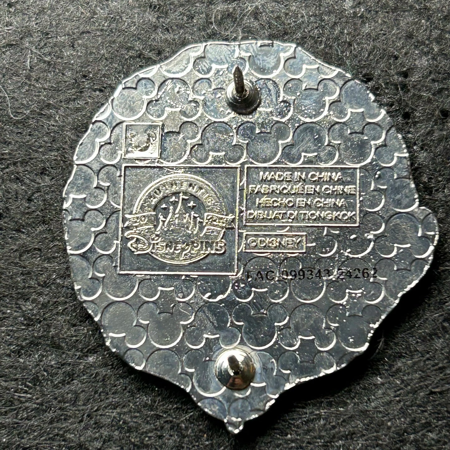 2024 - Stitch - Adventureland - Mystery Pin
