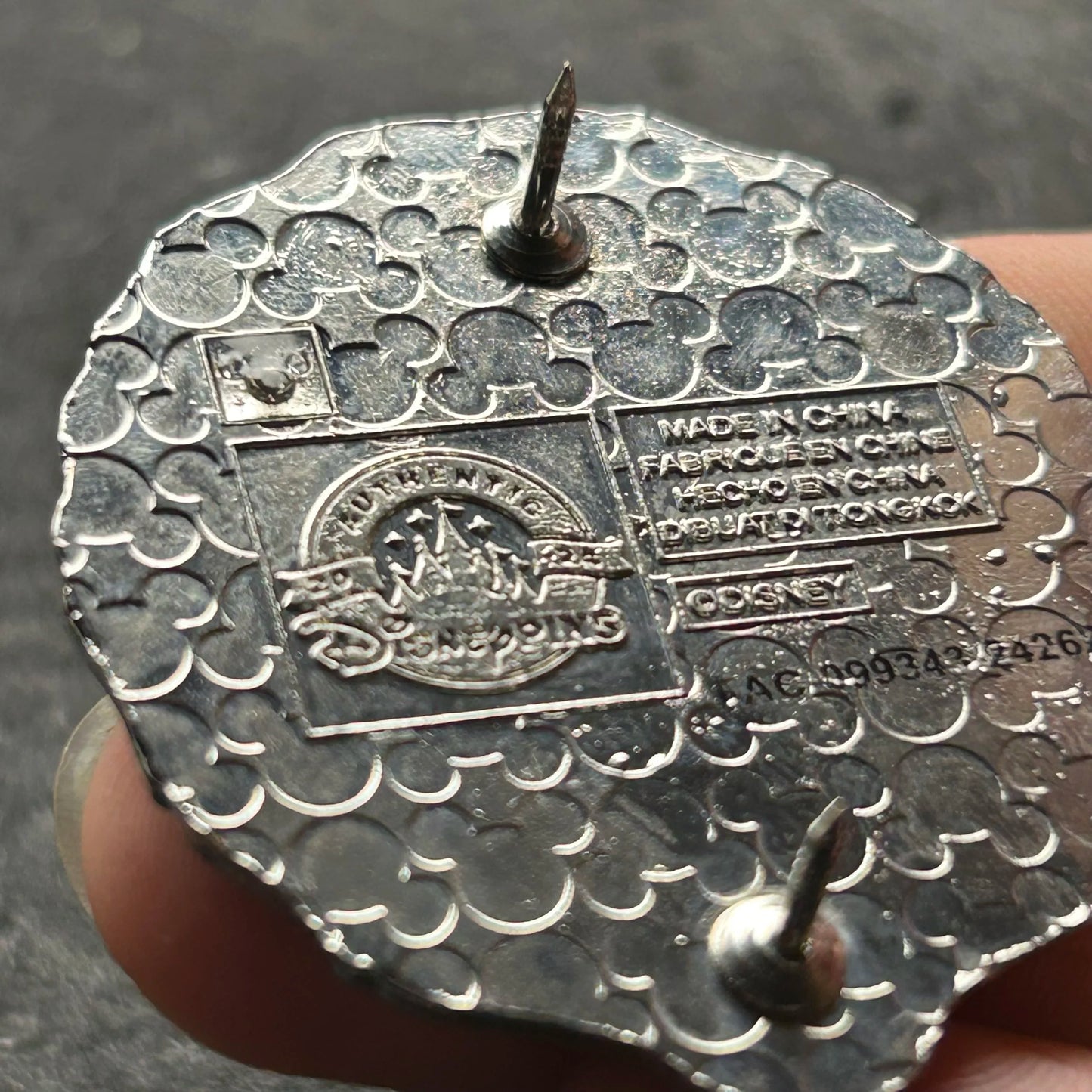 2024 - Stitch - Adventureland - Mystery Pin