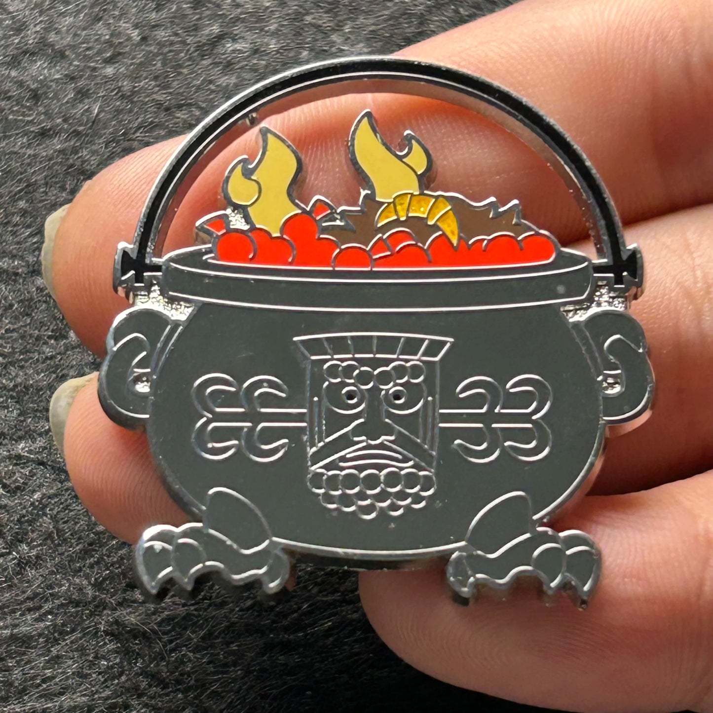 2023 - Horned King - Black Cauldron - Halloween Bucket - LR - Mystery Pin
