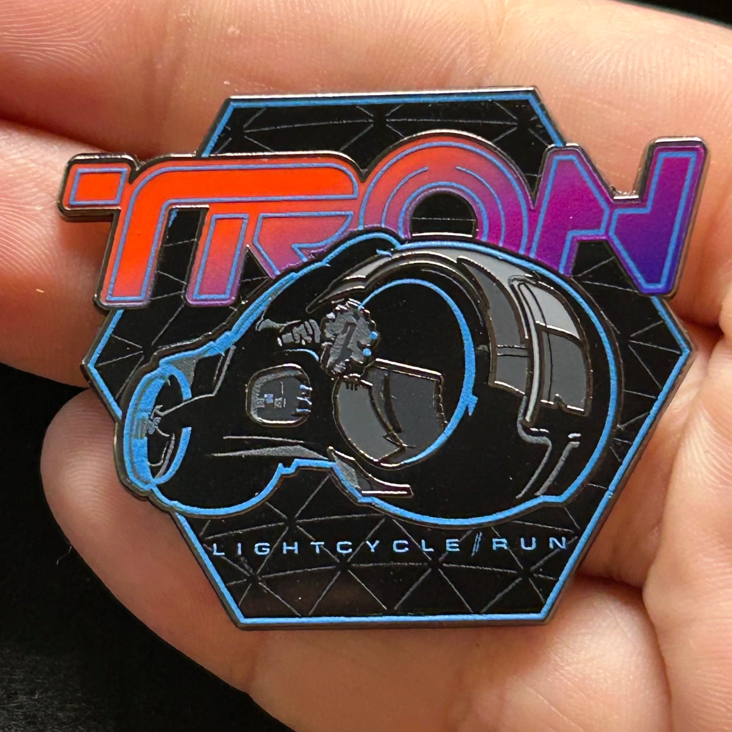 2025 - Tron Lightcycle - Hexagonal Background - Tron Lightcycle/Run