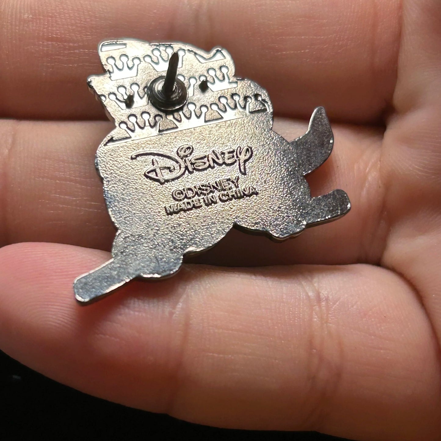 Loungefly - Figaro Playing With Yarn - Pinocchio - Disney Pin