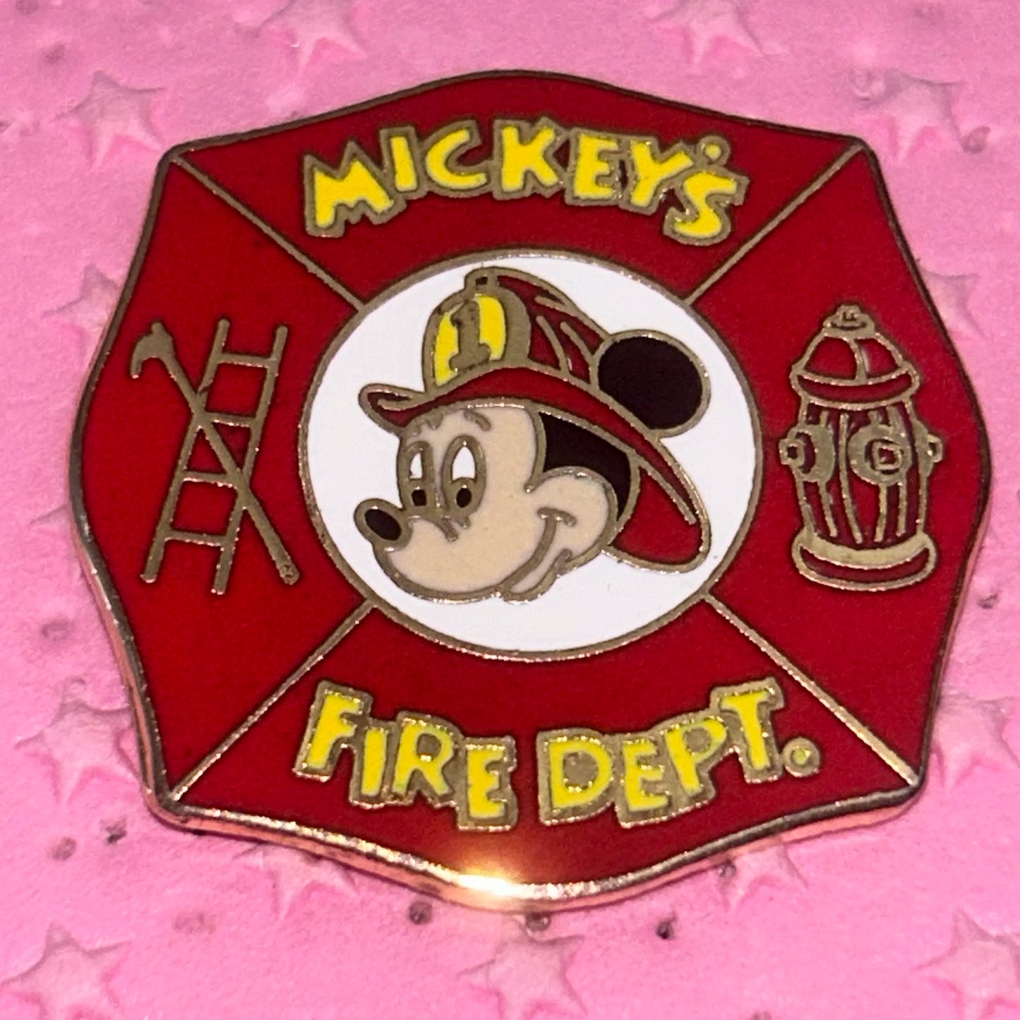 2004 - Mickey Mouse - Fire Department - Disney Pin