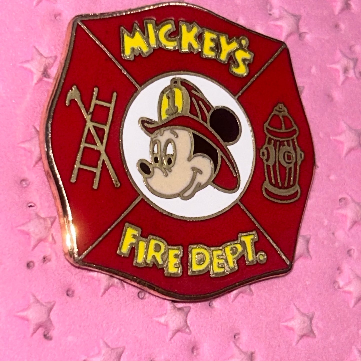 2004 - Mickey Mouse - Fire Department - Disney Pin