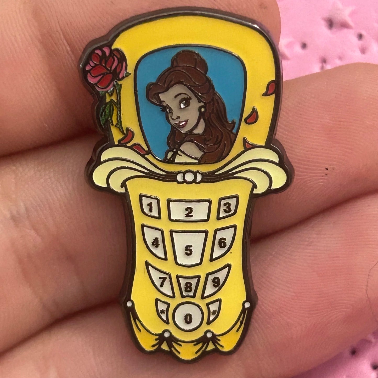 Loungefly - Belle - Princess Cellphone - Disney Pin