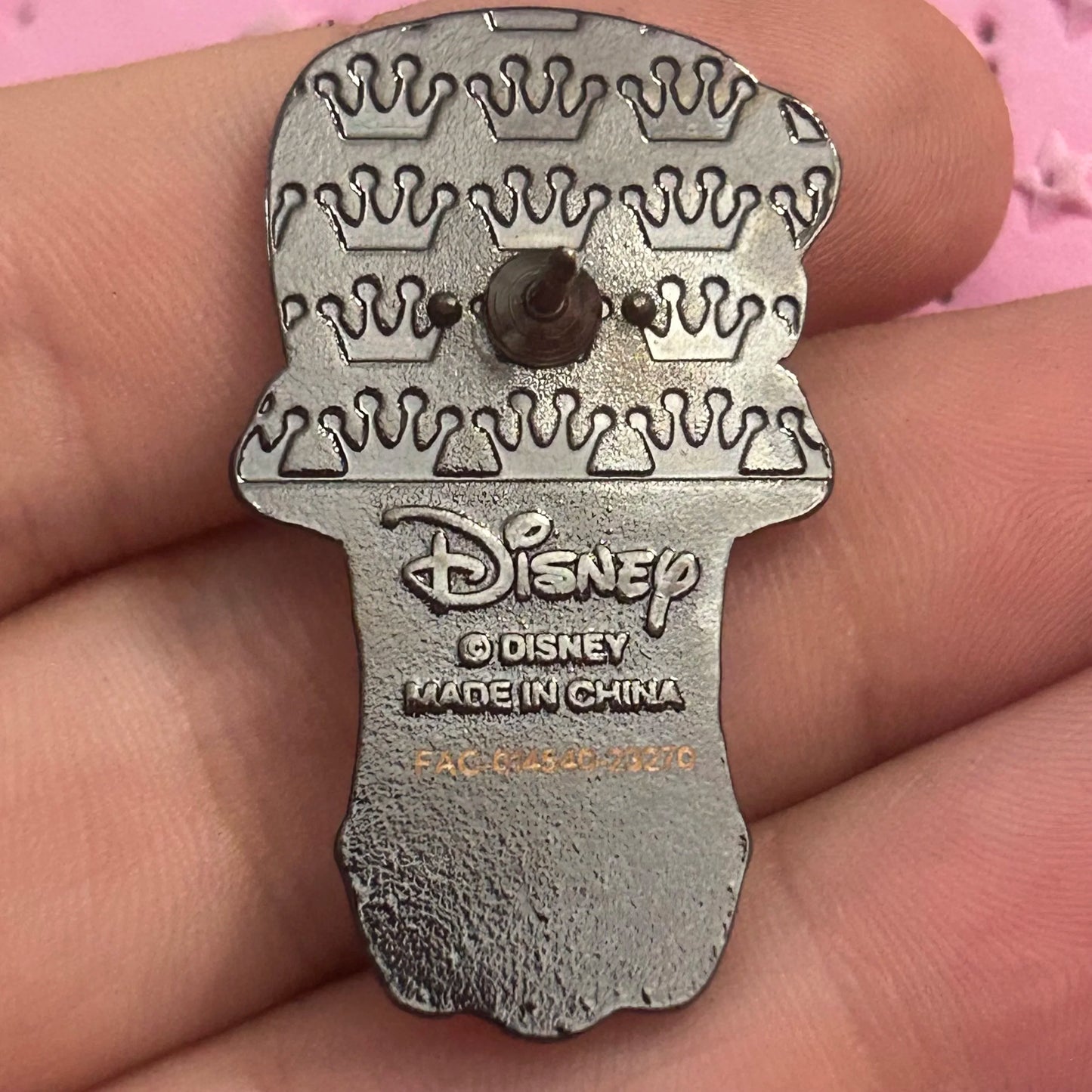 Loungefly - Belle - Princess Cellphone - Disney Pin