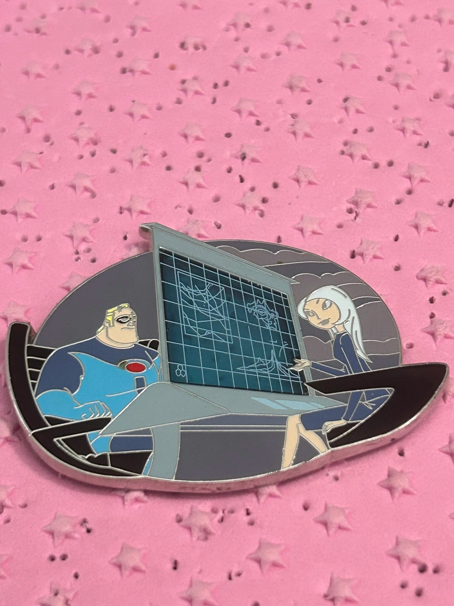 2019 - Mr Incredible and Mirage - LE 3,000 - Disney Pin