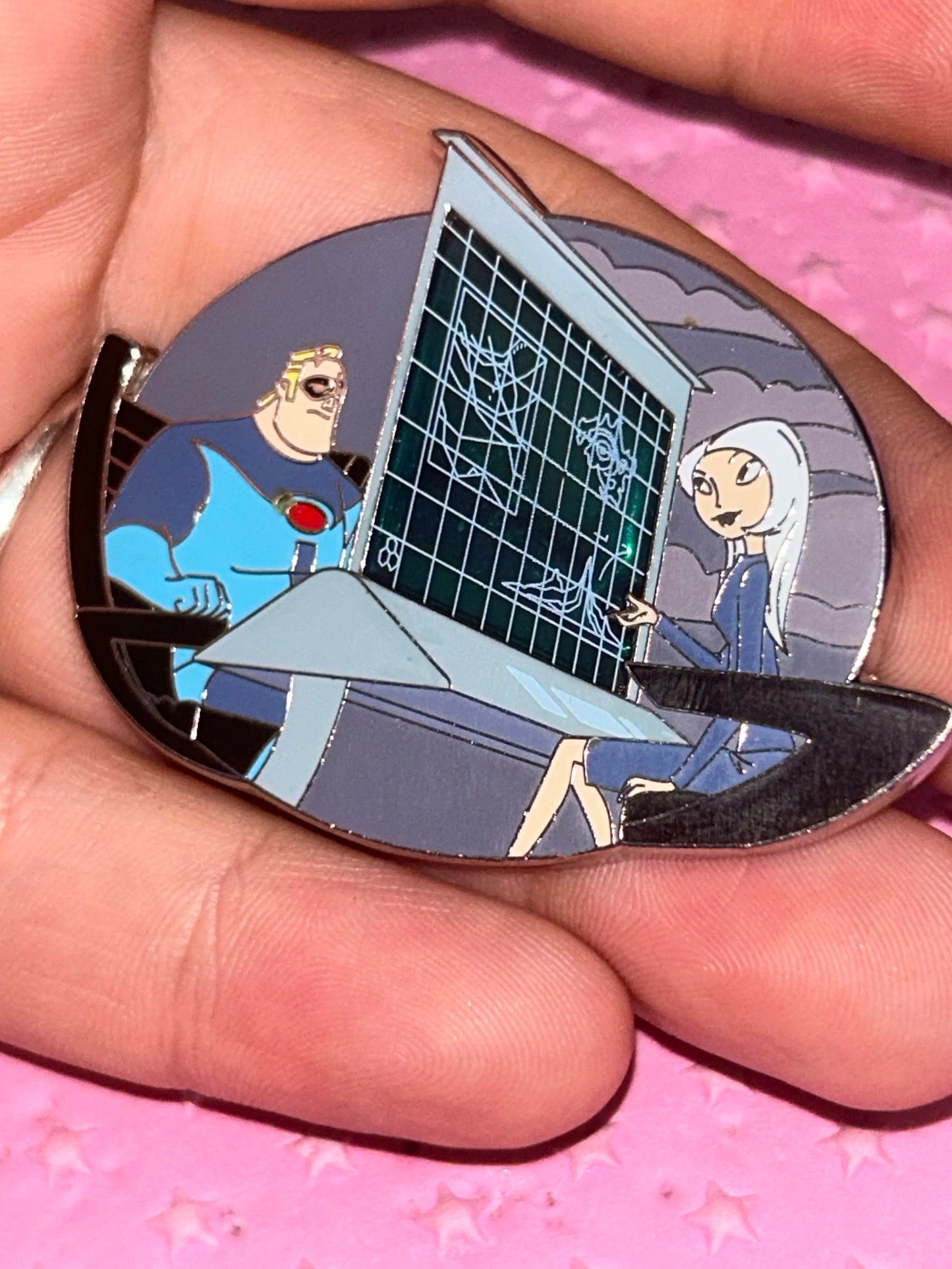 2019 - Mr Incredible and Mirage - LE 3,000 - Disney Pin