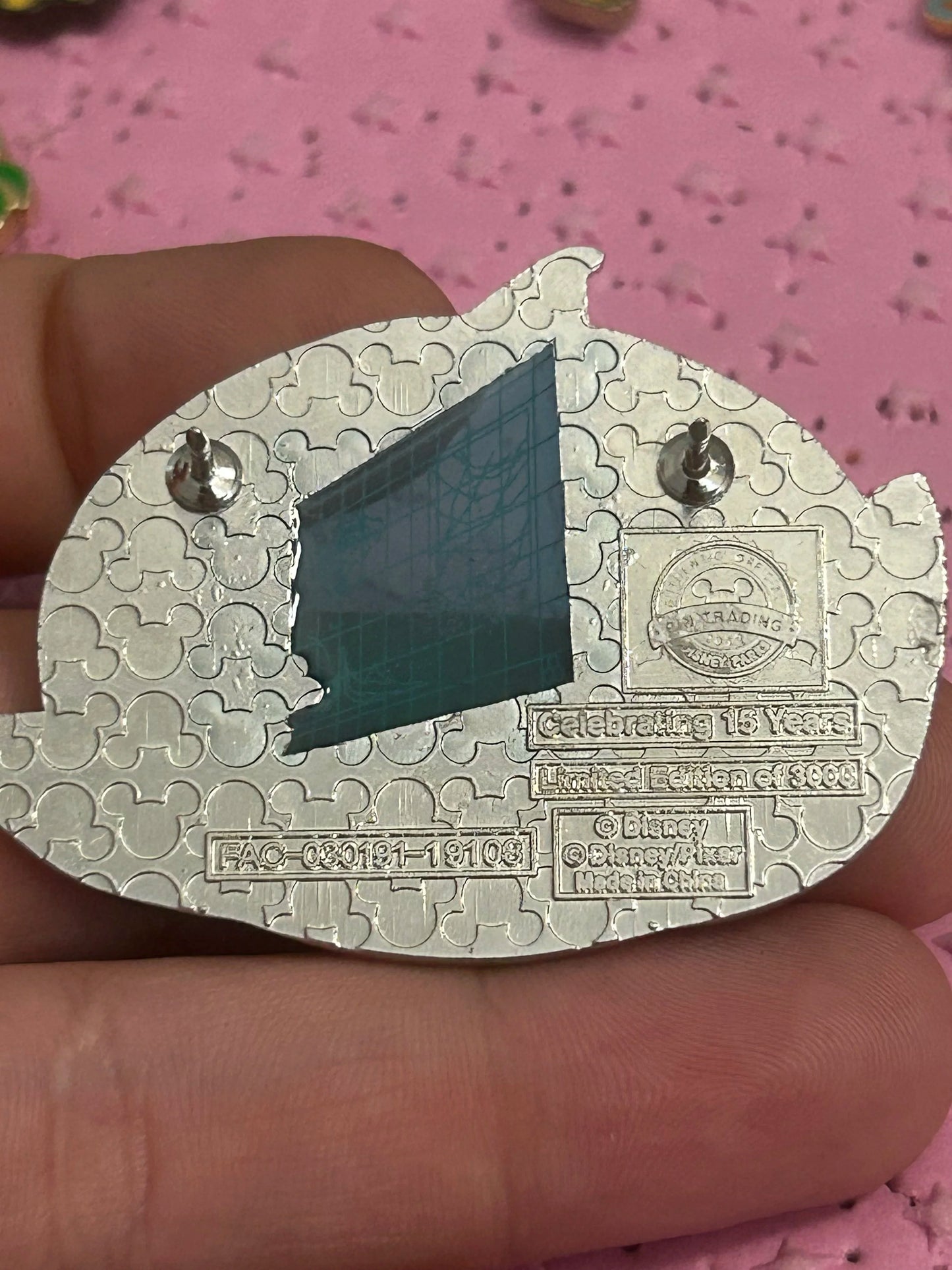 2019 - Mr Incredible and Mirage - LE 3,000 - Disney Pin
