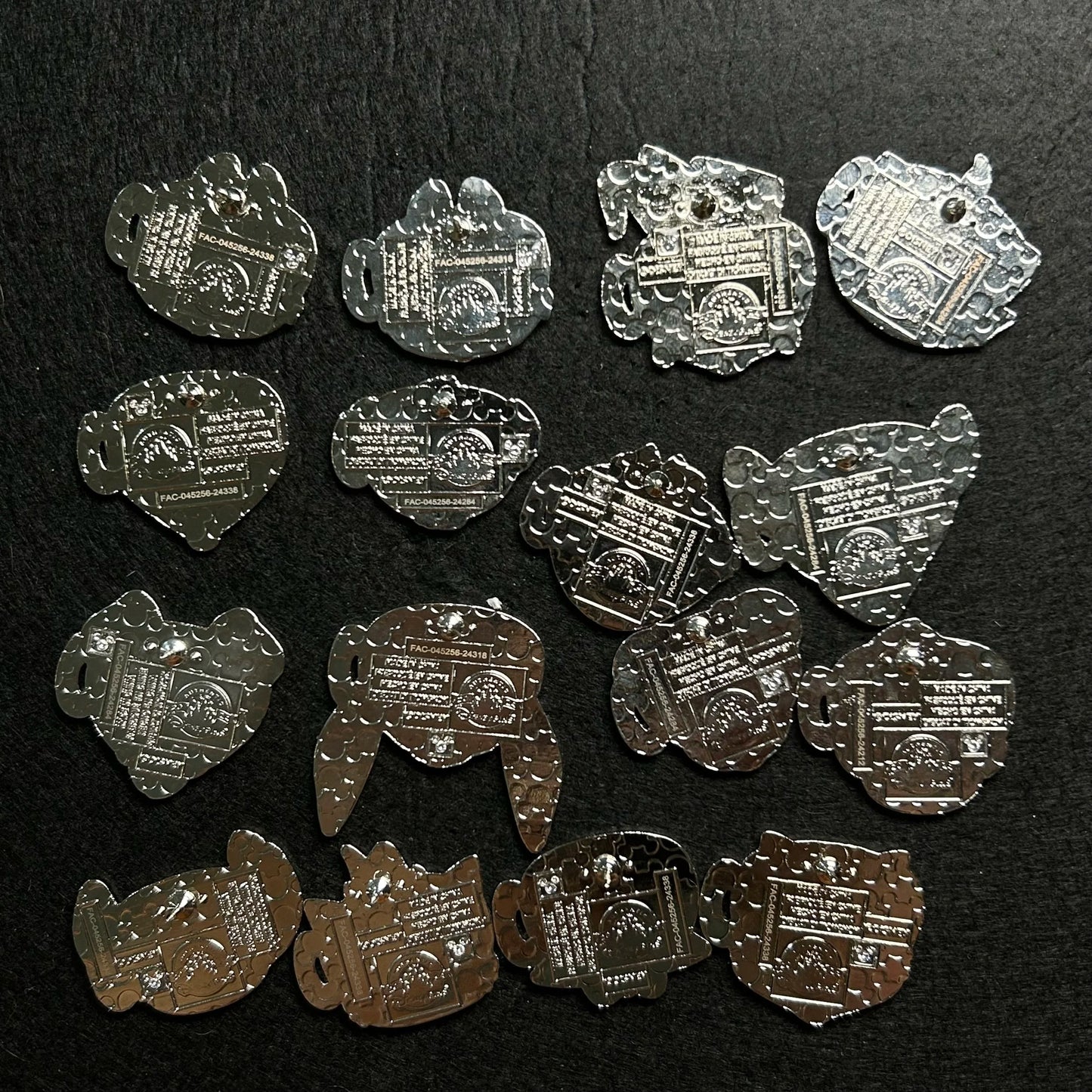 FULL SET - 2024 - 16 Pins - Character Mug Series
