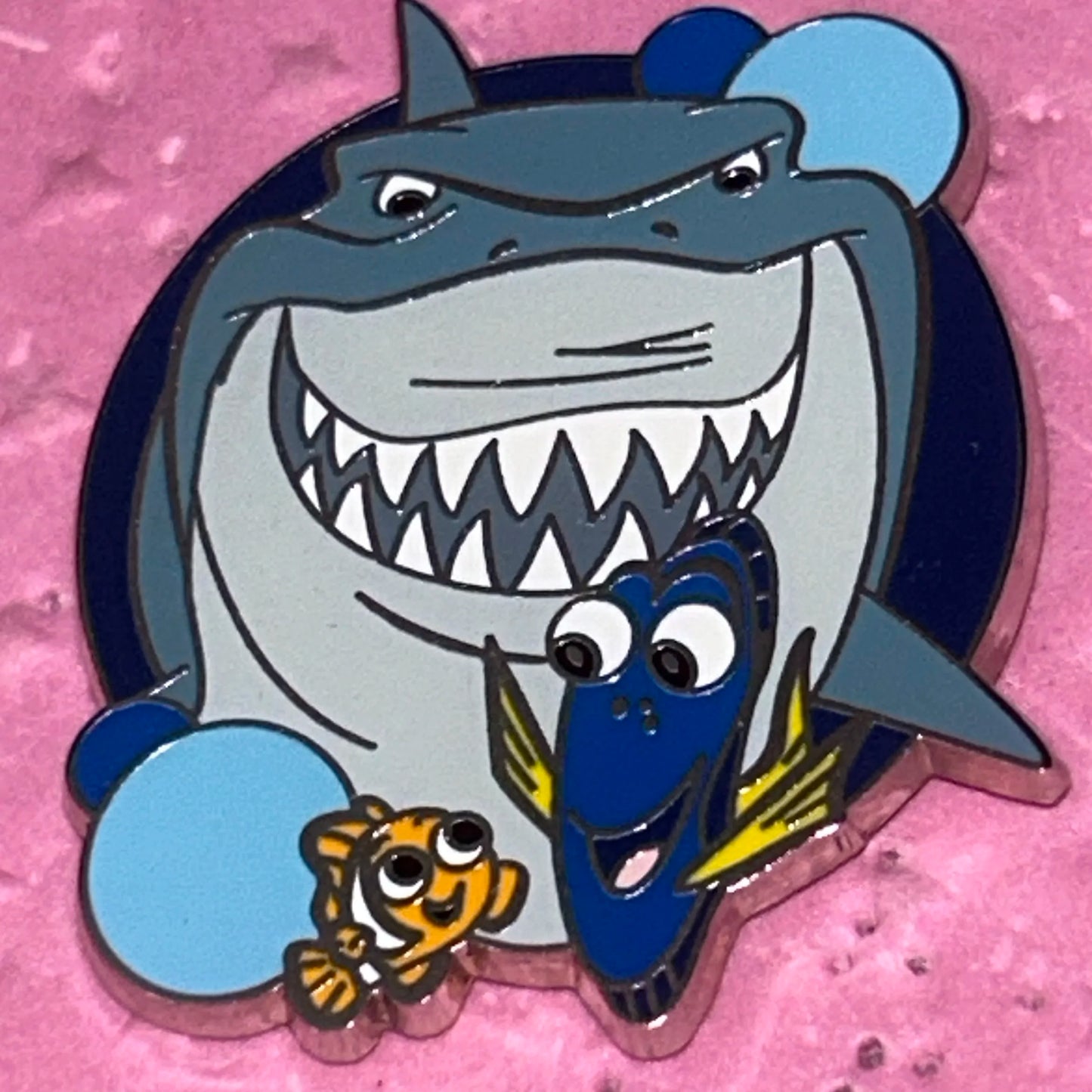 2016 - Bruce Nemo and Dory - Finding Nemo - Disney Pin