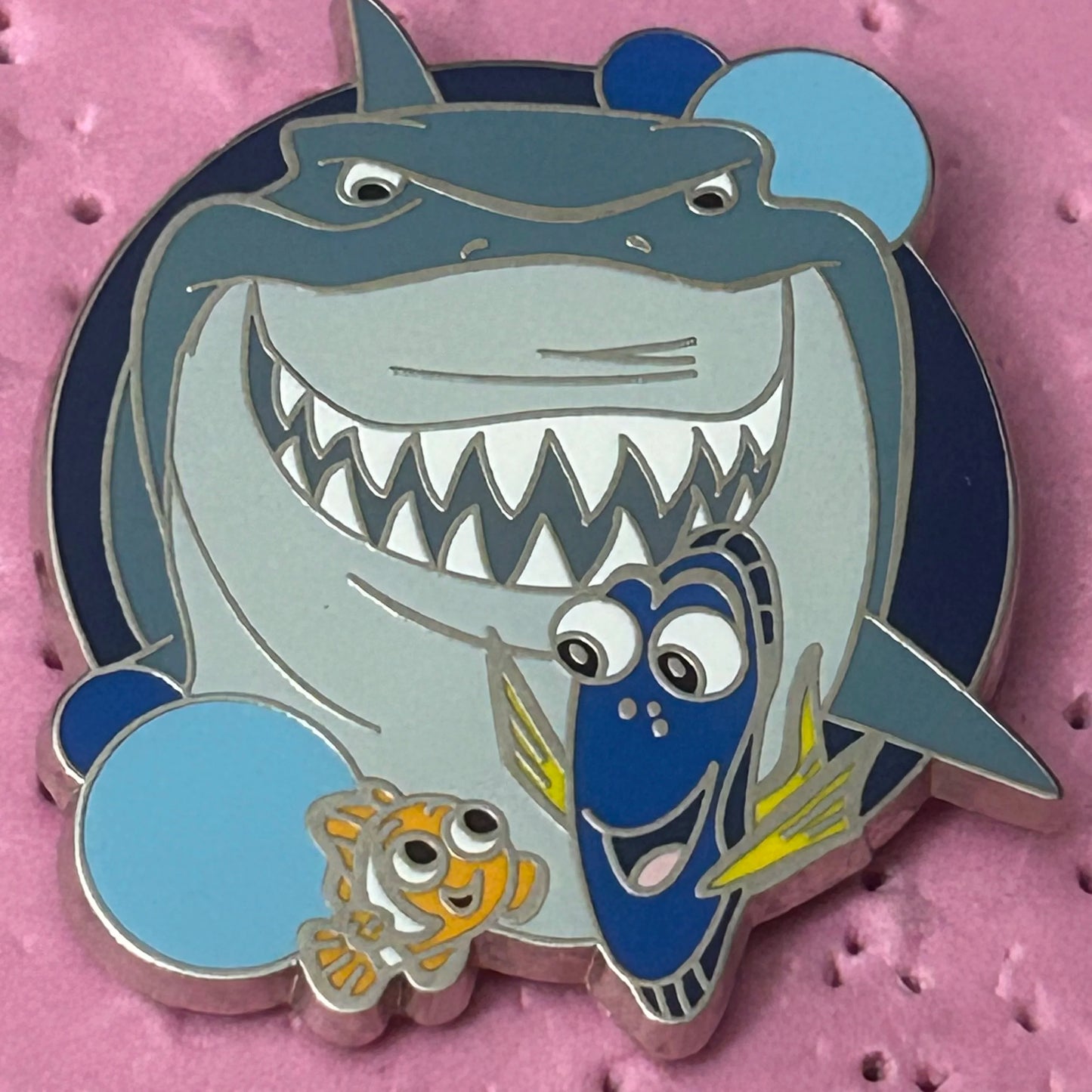 2016 - Bruce Nemo and Dory - Finding Nemo - Disney Pin