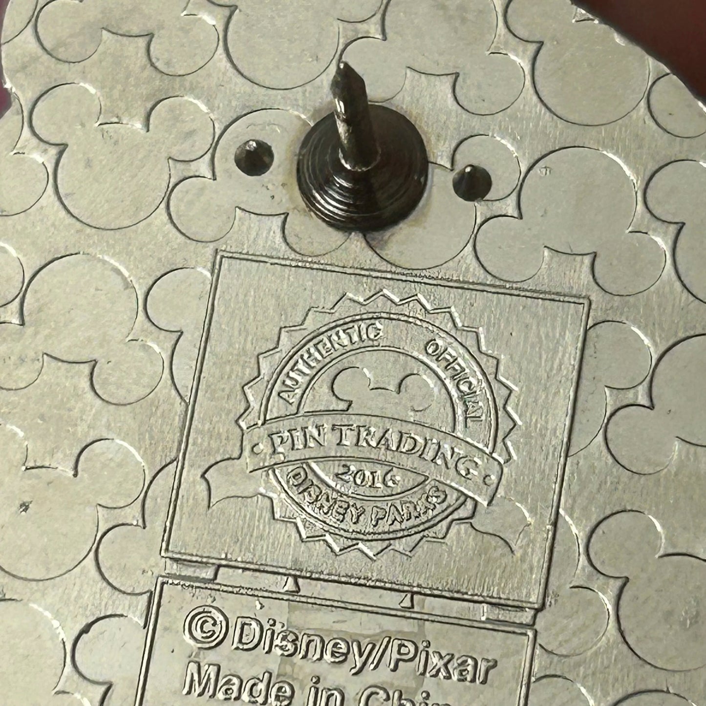2016 - Bruce Nemo and Dory - Finding Nemo - Disney Pin