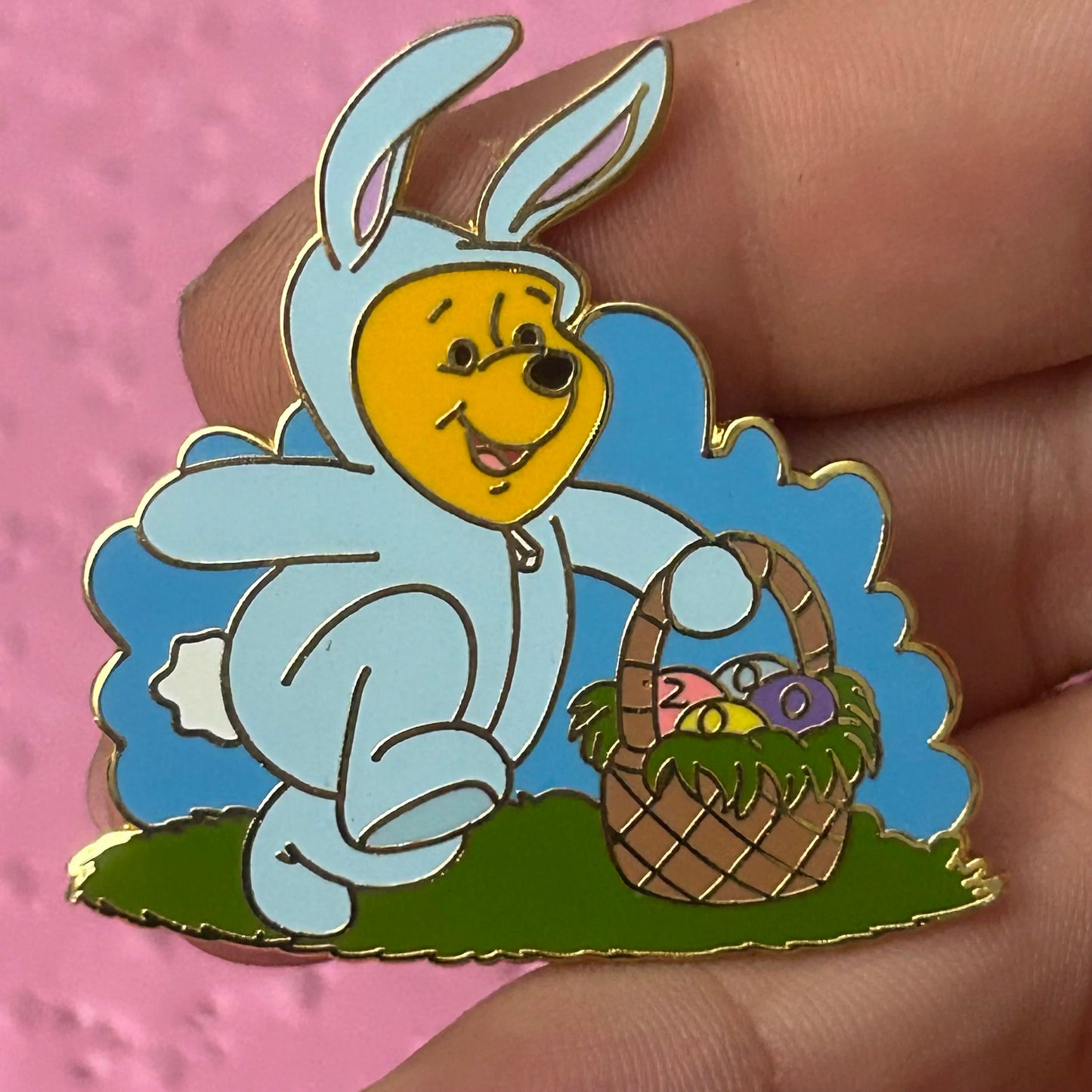 2000 - Winnie The Pooh - Easter Bunny - Limited Edition 20,000 - Pin