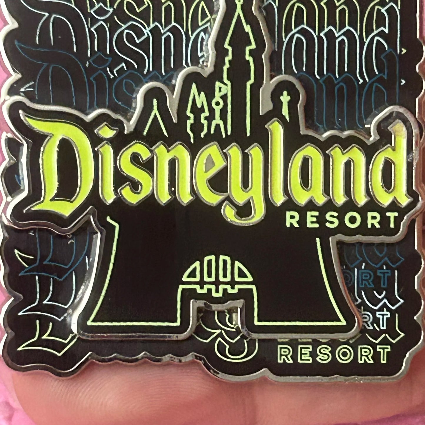 2022 - DLR - Castle - Disney Pin