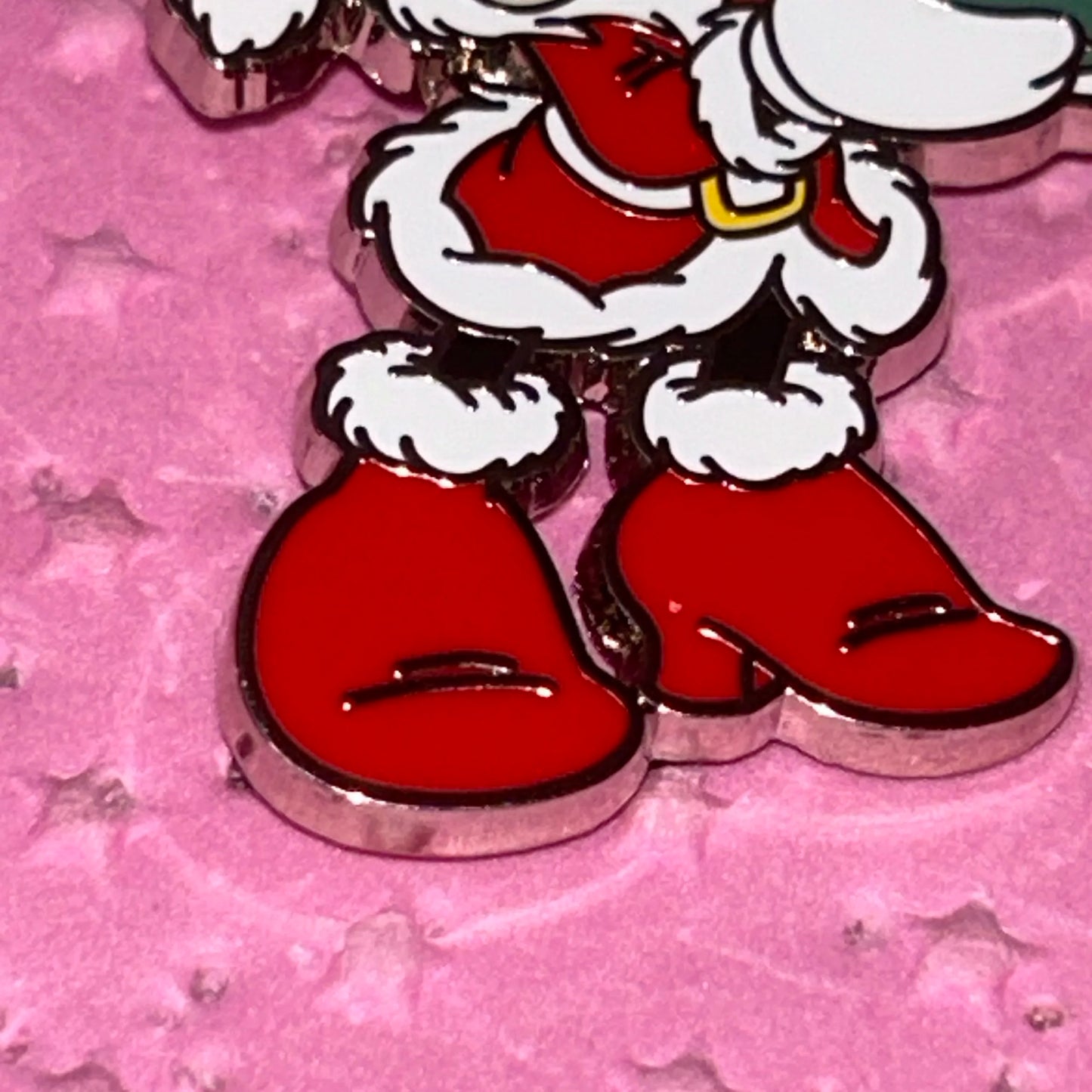 2024 - Minnie Mouse - Santa - Disney Pin