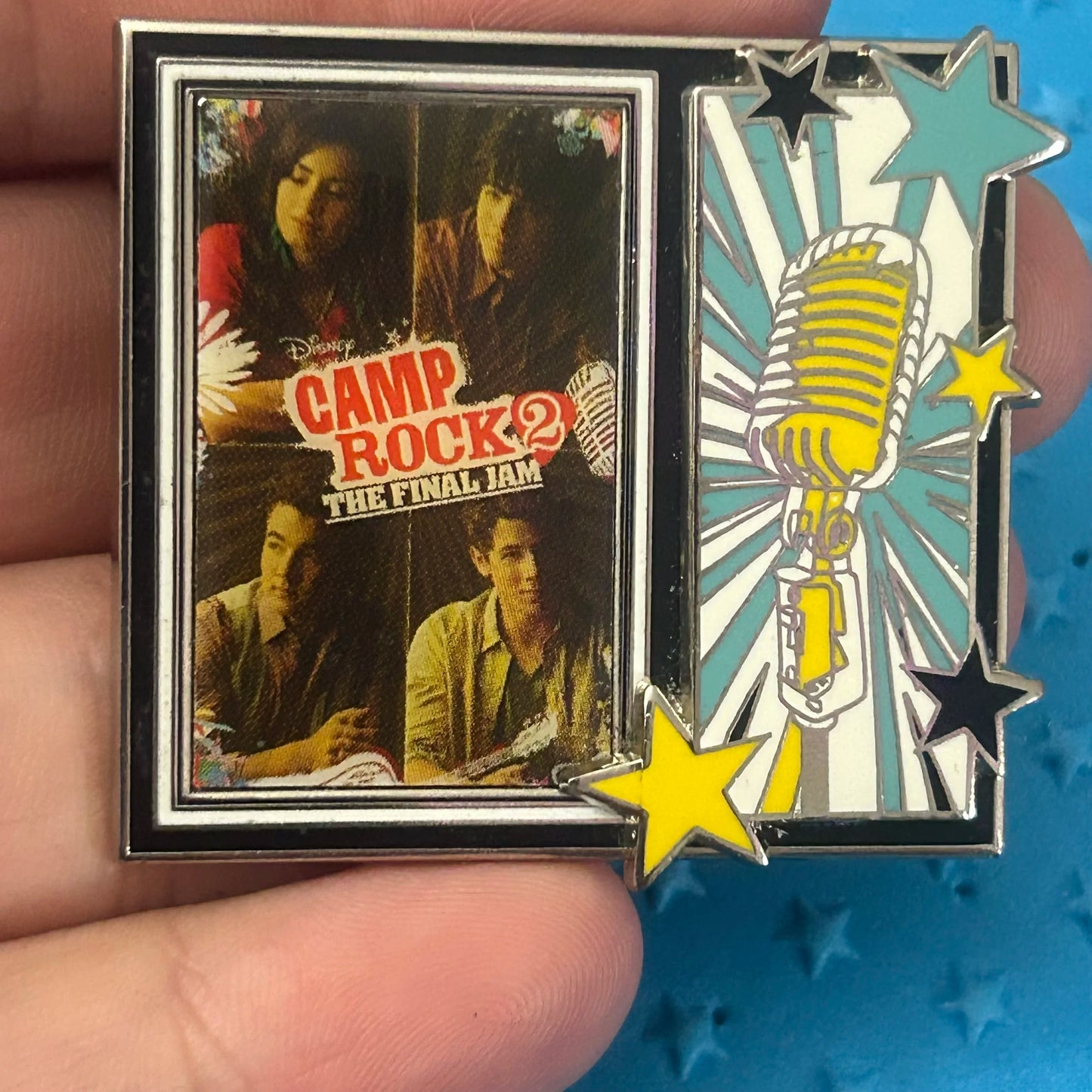 2010 - Camp Rock 2 Final Jam - Jonas Brothers - Disney Pin
