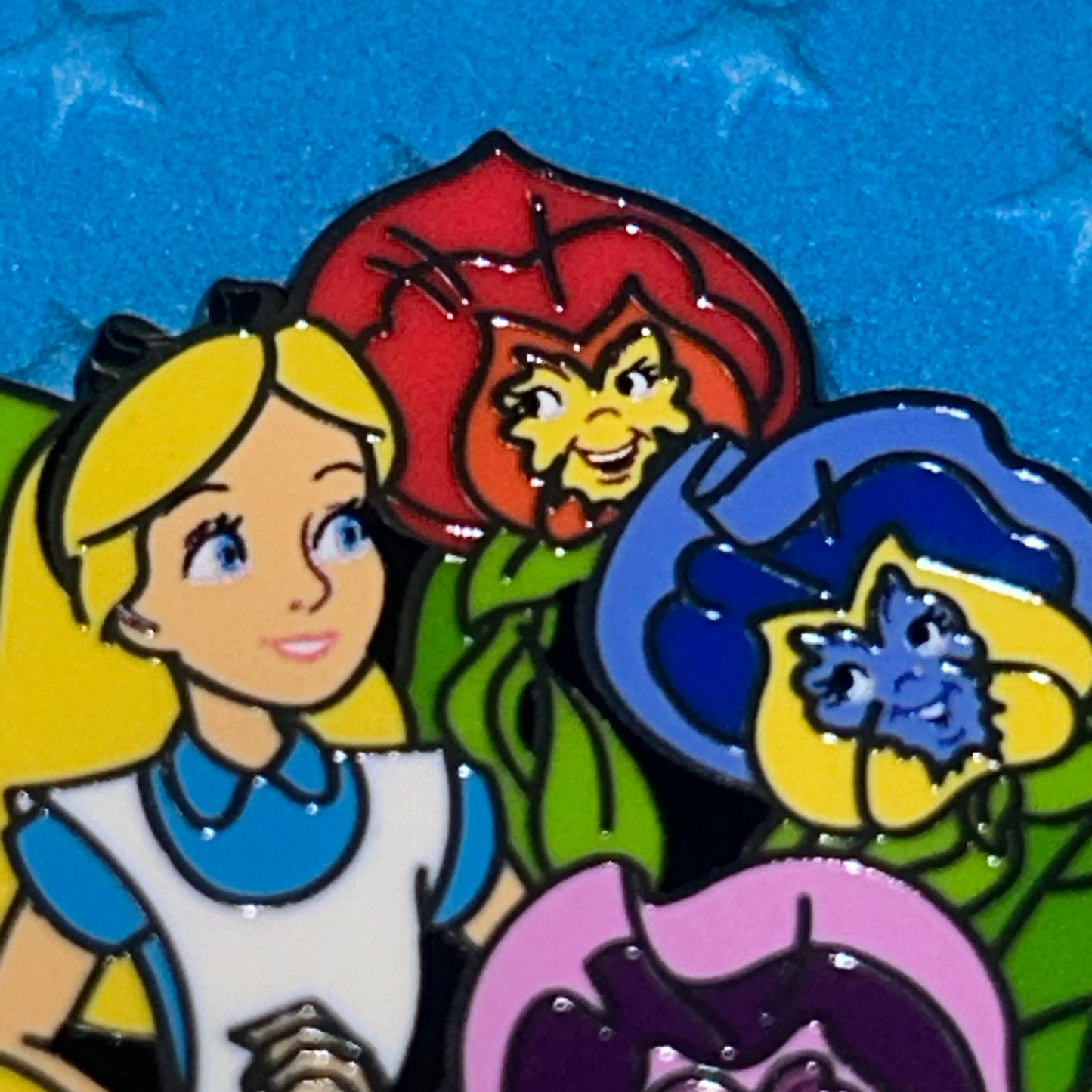 2024 - Alice In Wonderland - Plant Parent - Disney Pin