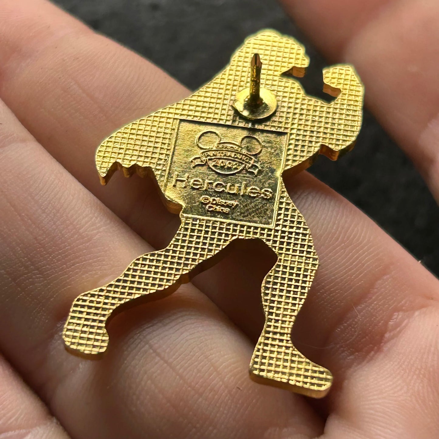 2002 - Hercules - Pointing at Bicep - Full Body - Disney Pin