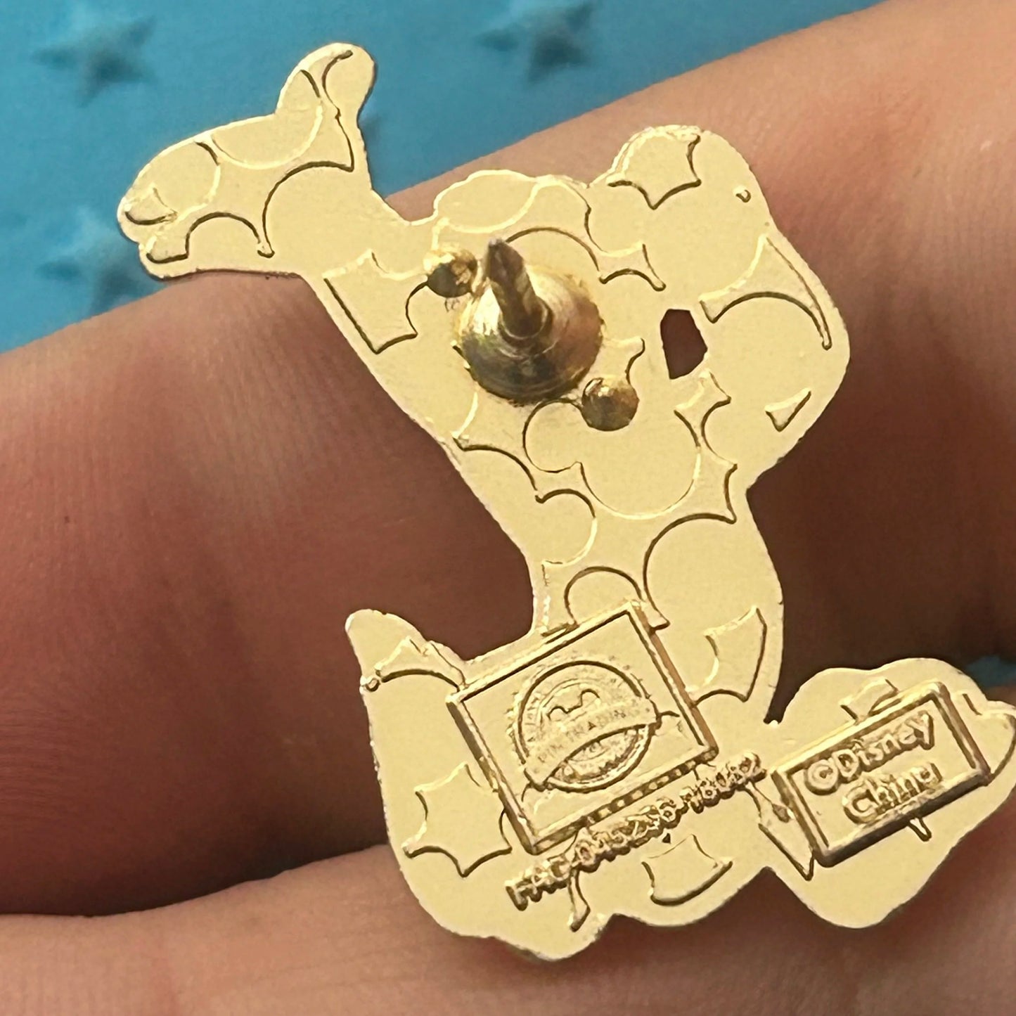 2018 - Donald Duck - Caribbean Beach Resort - Disney Pin