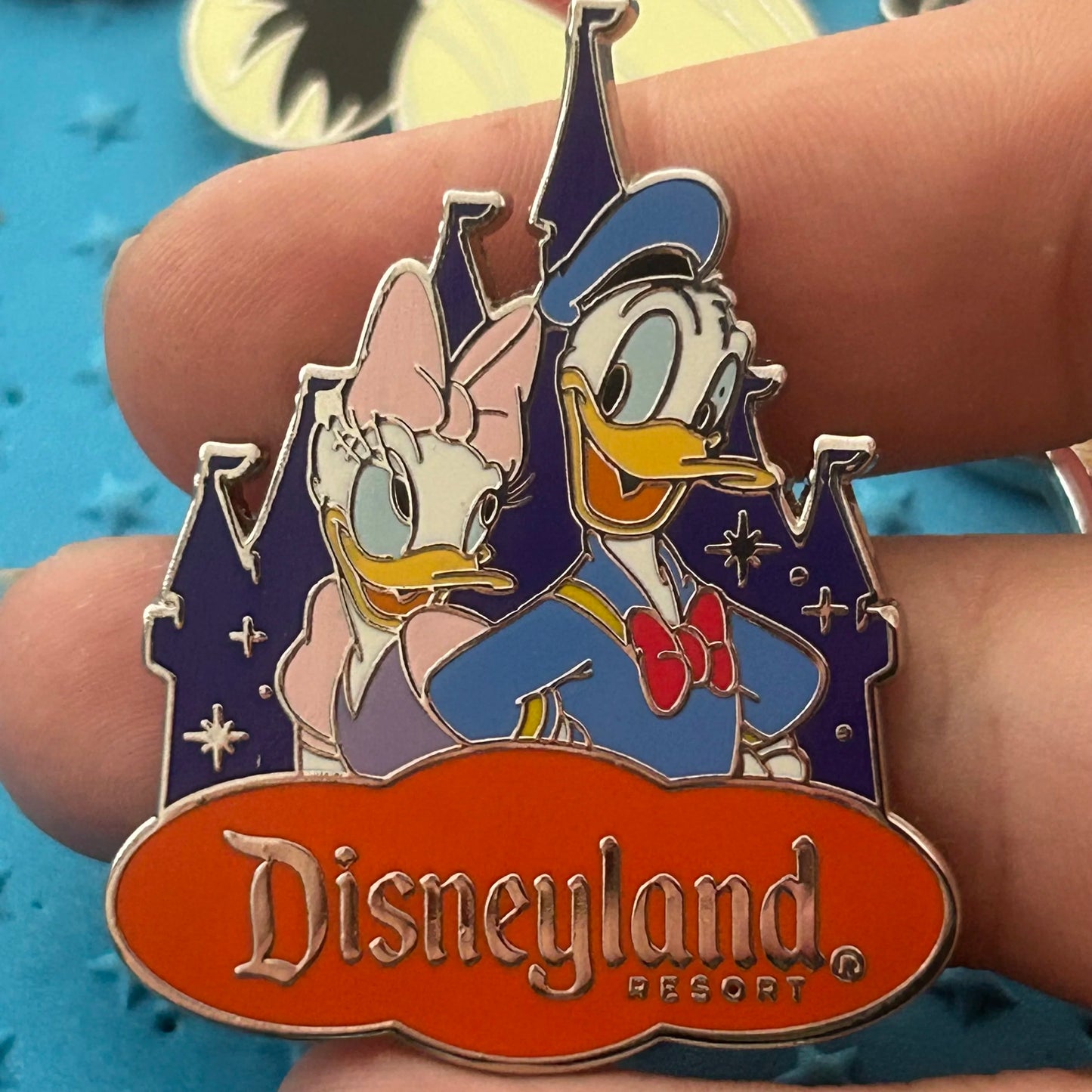 2016 - Daisy and Donald Duck - Costco Travel - Disney Pin